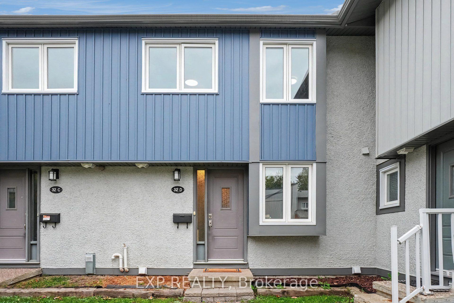 Photo 3 of Unit D, 32 Benlea Drive, Ottawa, Pineglen — HOMEH