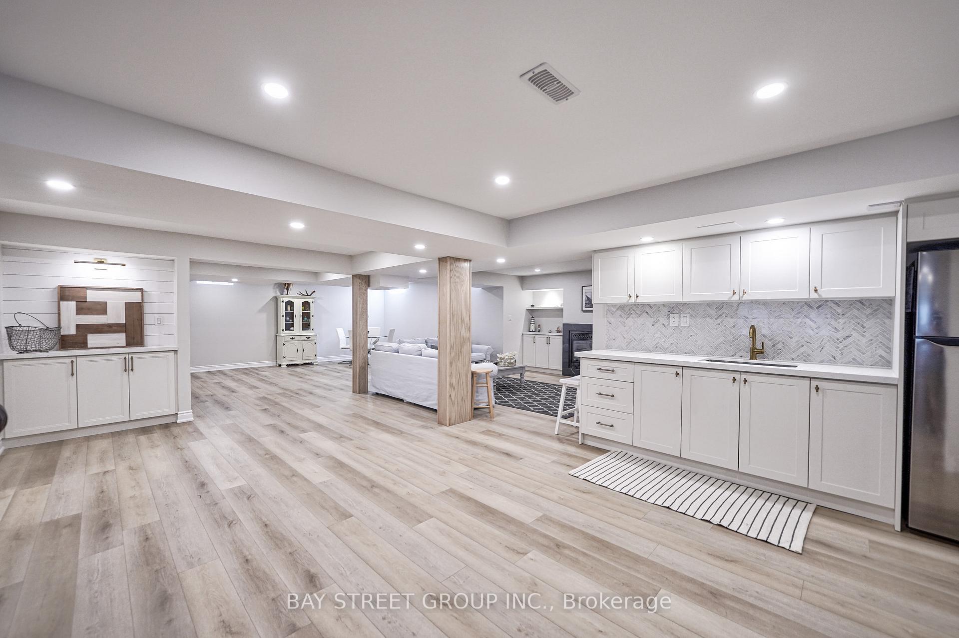 Photo 43 of 23 Trail Boulevard, Springwater, Centre Vespra — HOMEH