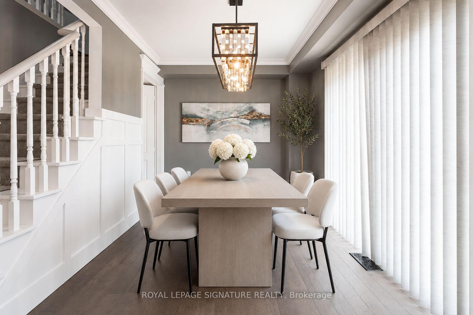 Photo 2 of 37 Succession Crescent, Barrie, Innis-Shore — HOMEH