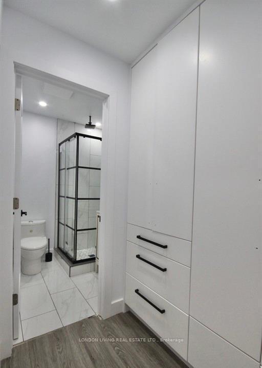 Photo 20 of 890 Viscount Road, London, South M — HOMEH