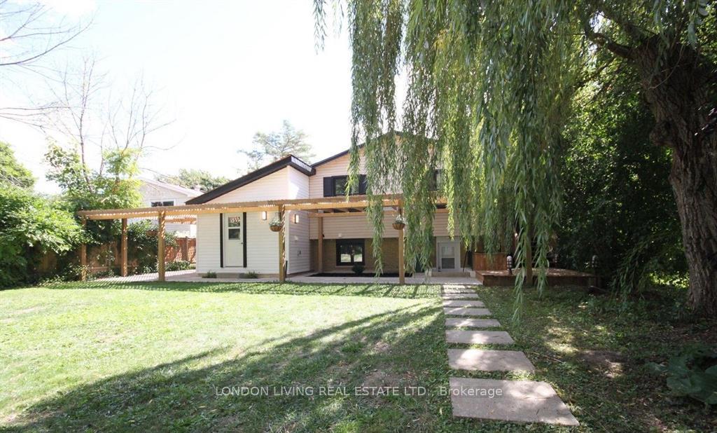 Photo 37 of 890 Viscount Road, London, South M — HOMEH
