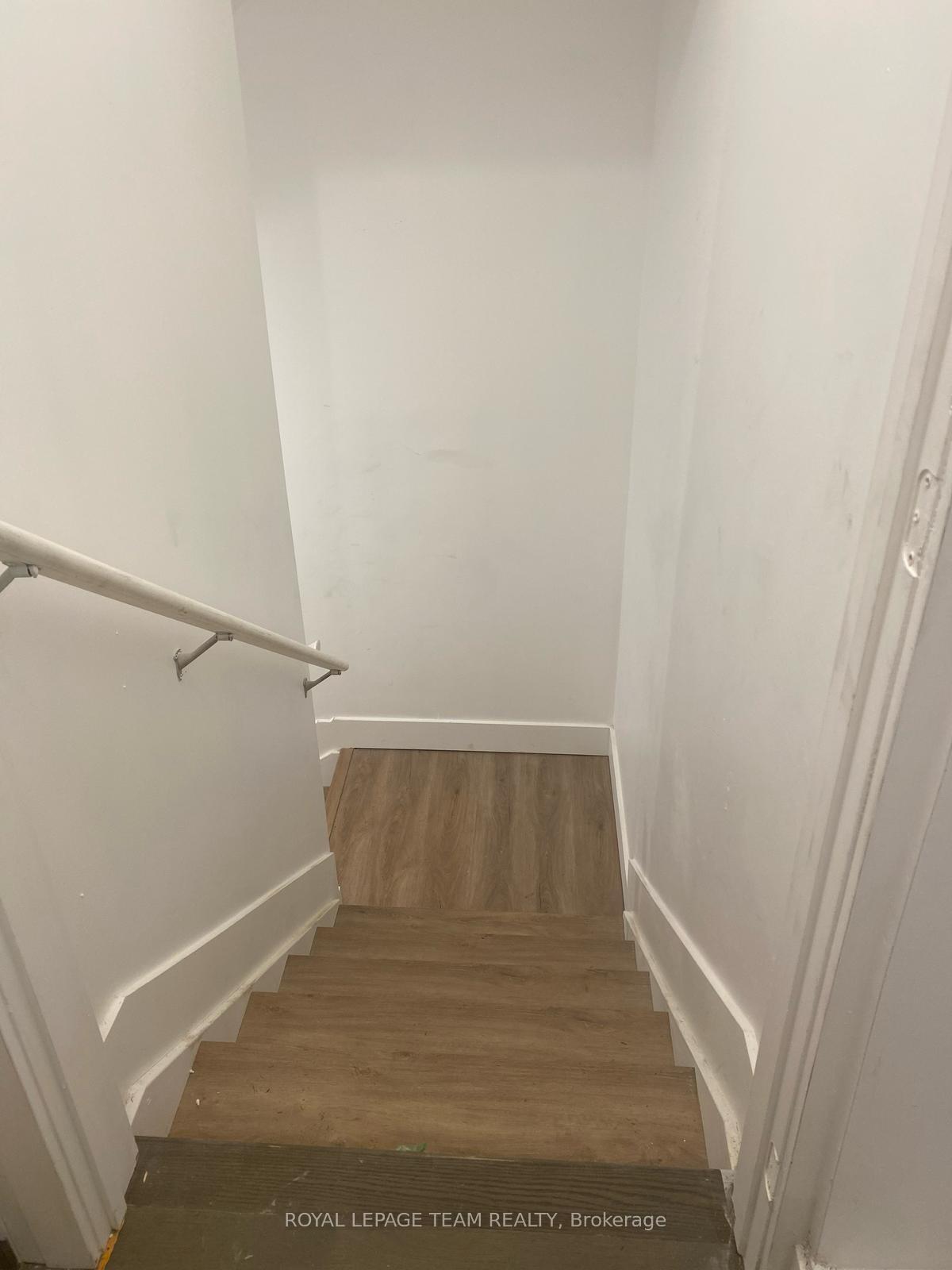 Photo 2 of Unit Bsmnt, 684 Fenwick Way, Ottawa, Barrhaven - Stonebridge — HOMEH