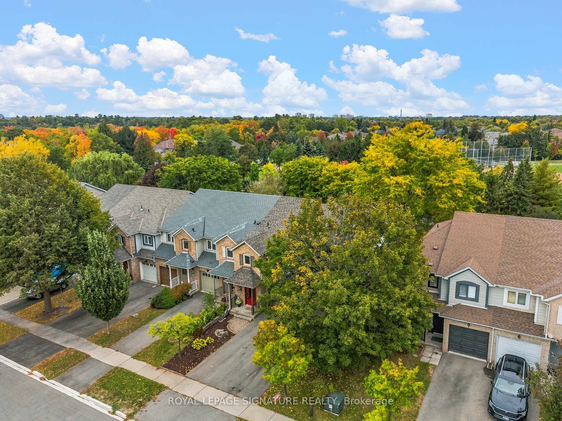 Photo 2 of 1152 Westview Terrace, Oakville, West Oak Trails — HOMEH