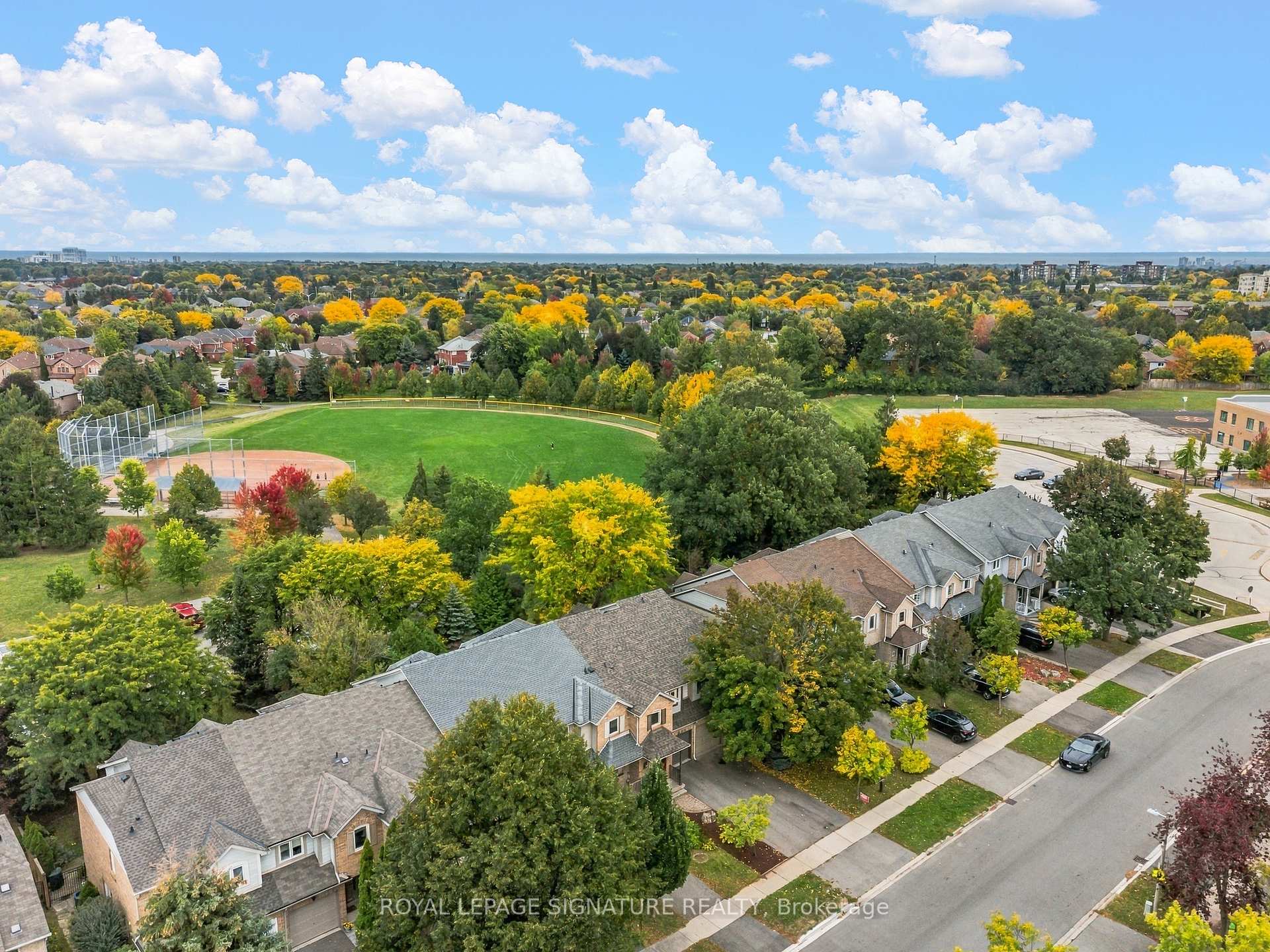 Photo 34 of 1152 Westview Terrace, Oakville, West Oak Trails — HOMEH