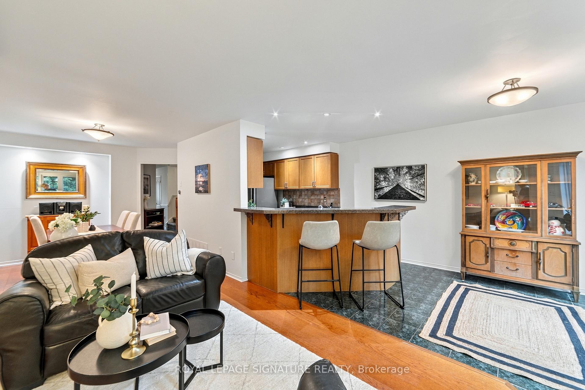 Photo 9 of 1152 Westview Terrace, Oakville, West Oak Trails — HOMEH