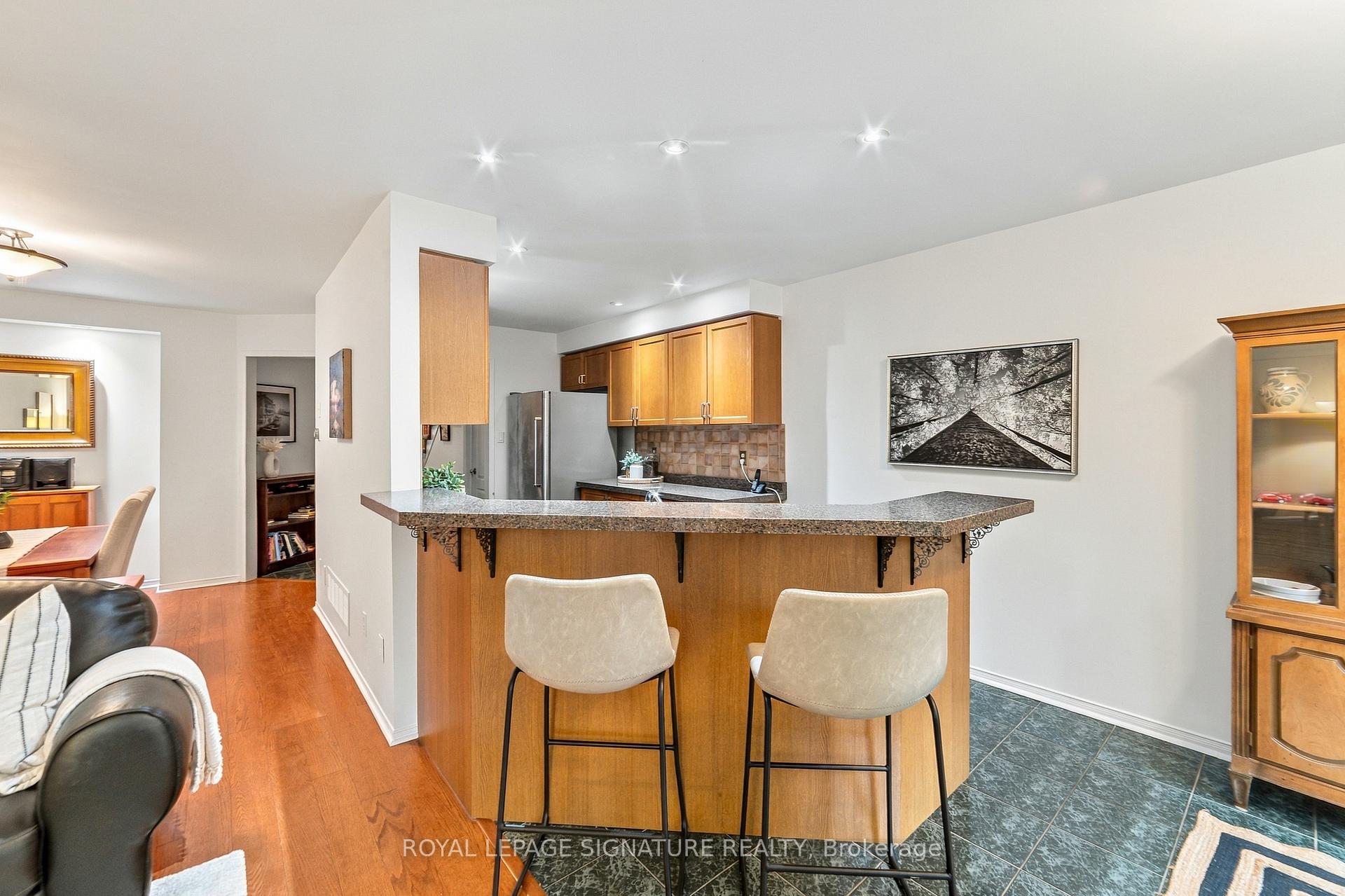 Photo 23 of 1152 Westview Terrace, Oakville, West Oak Trails — HOMEH