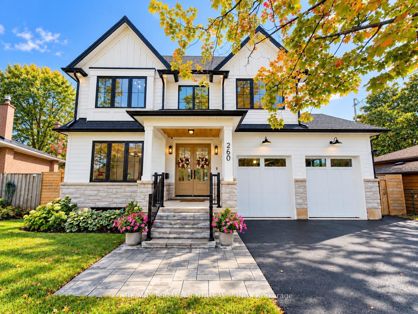 Photo of 260 Kent Crescent
