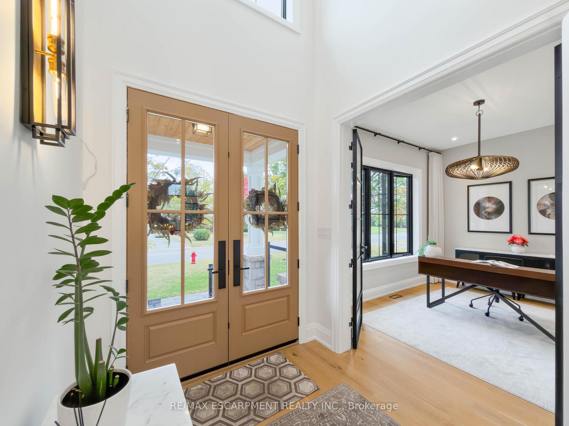 Photo 6 of 260 Kent Crescent, Burlington, Appleby — HOMEH