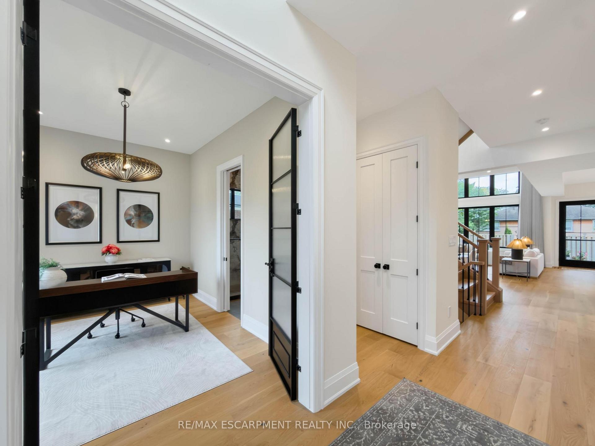 Photo 7 of 260 Kent Crescent, Burlington, Appleby — HOMEH