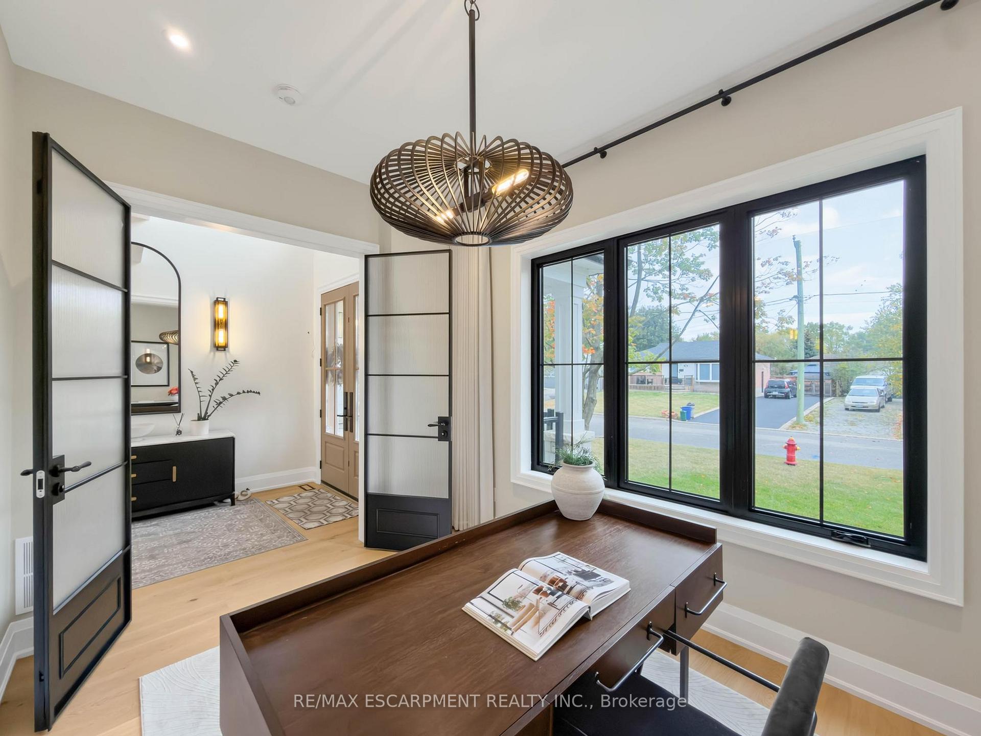 Photo 8 of 260 Kent Crescent, Burlington, Appleby — HOMEH
