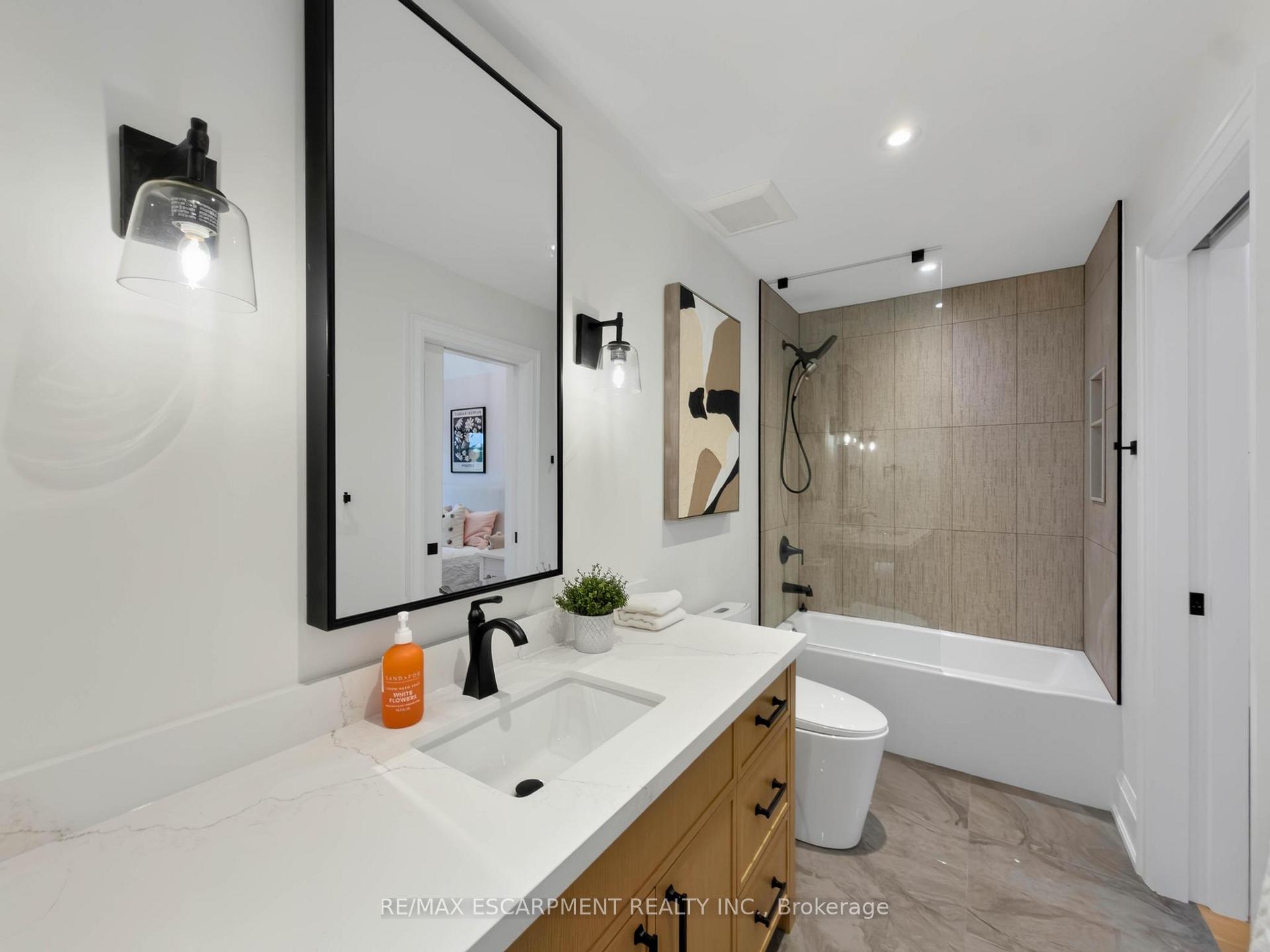 Photo 36 of 260 Kent Crescent, Burlington, Appleby — HOMEH