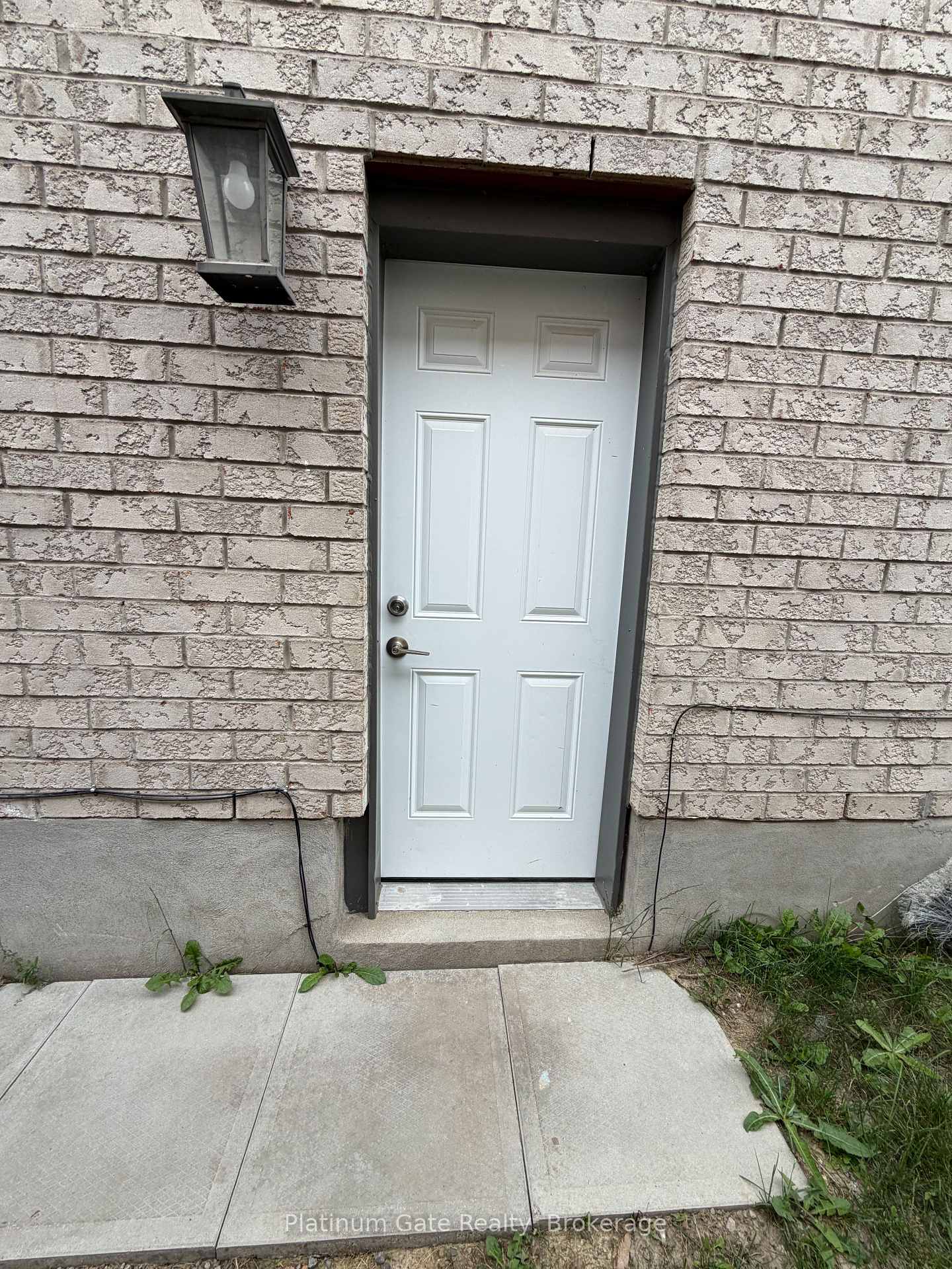 Photo of 827 Cedar Parkway