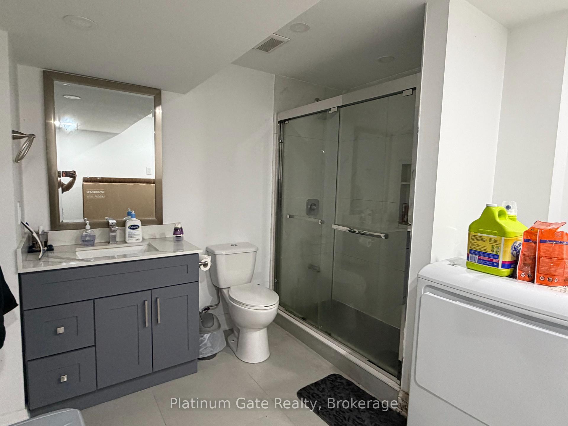 Photo 6 of 827 Cedar Parkway, London, North E — HOMEH