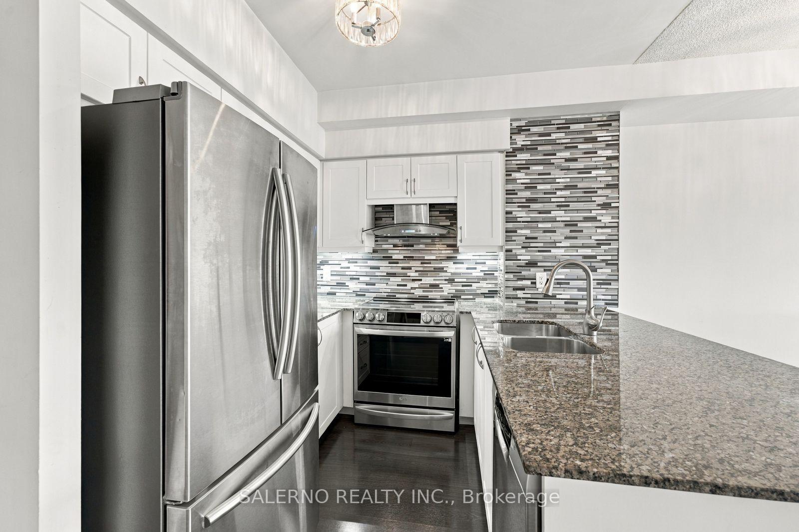 Photo 11 of Unit 319, 4700 Highway 7, Vaughan, East Woodbridge — HOMEH