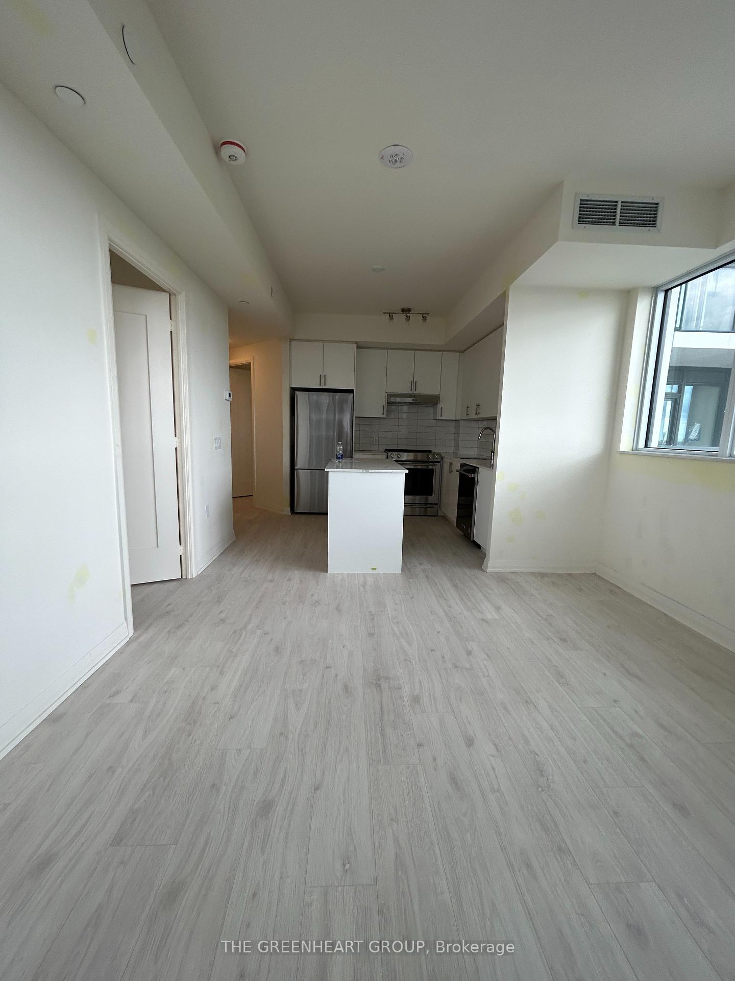 Photo 7 of Unit 503, 9000 Jane Street, Vaughan, Concord — HOMEH
