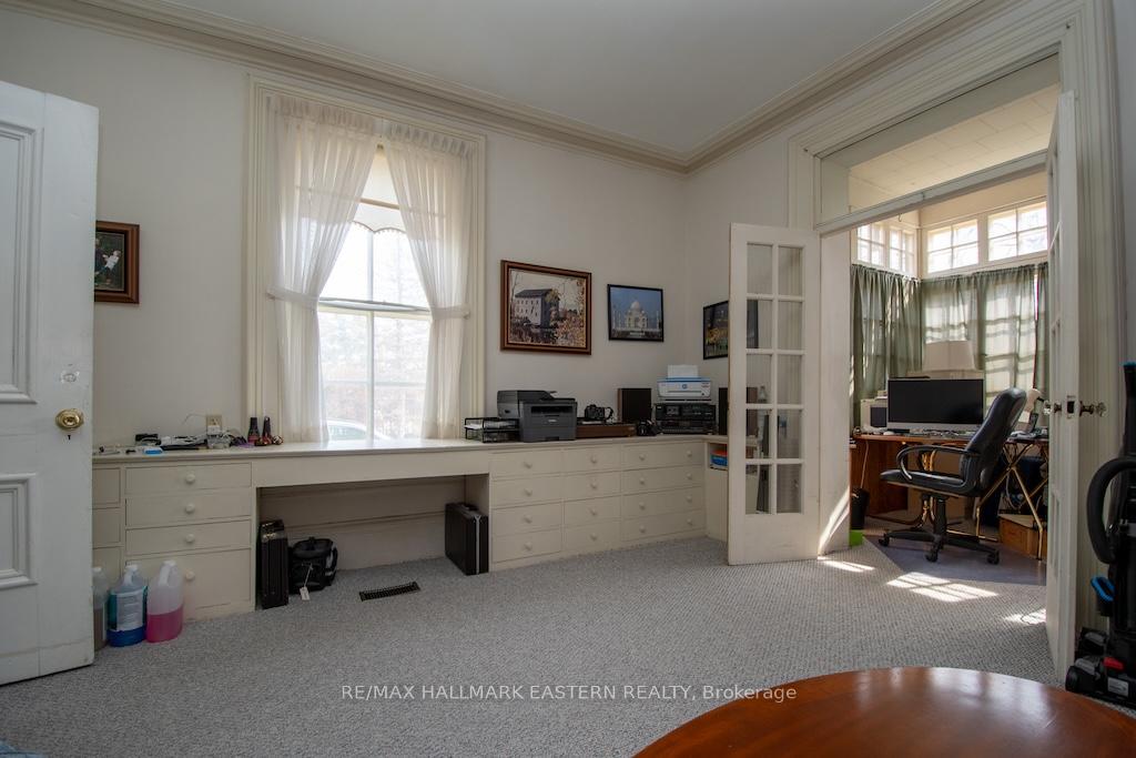 Photo 18 of 813 Water Street, Peterborough, Northcrest Ward 5 — HOMEH