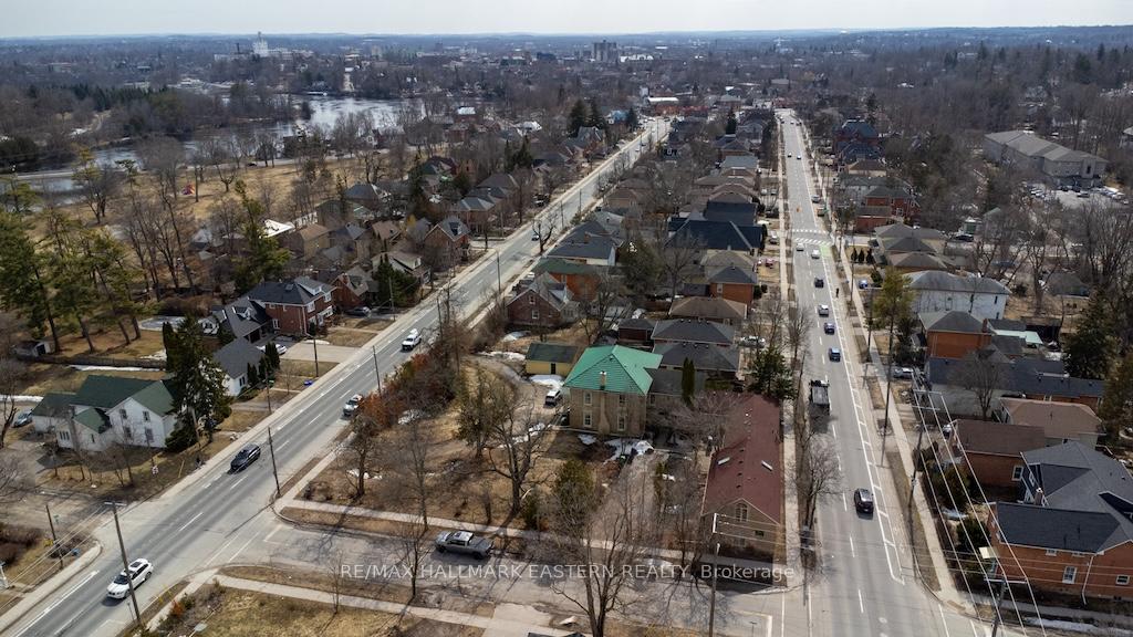 Photo 47 of 813 Water Street, Peterborough, Northcrest Ward 5 — HOMEH