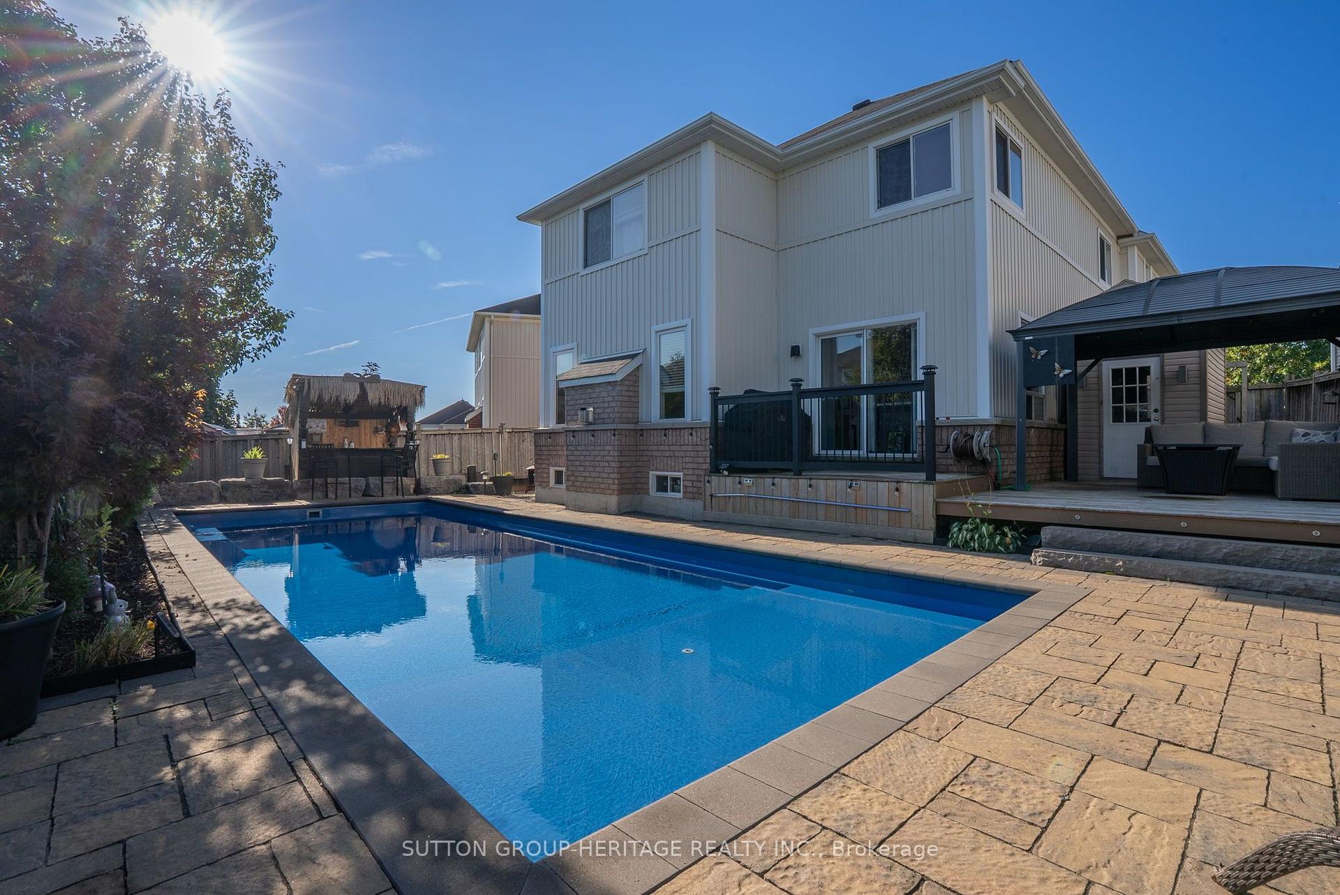 Photo 50 of 1318 Meath Drive, Oshawa, Pinecrest — HOMEH