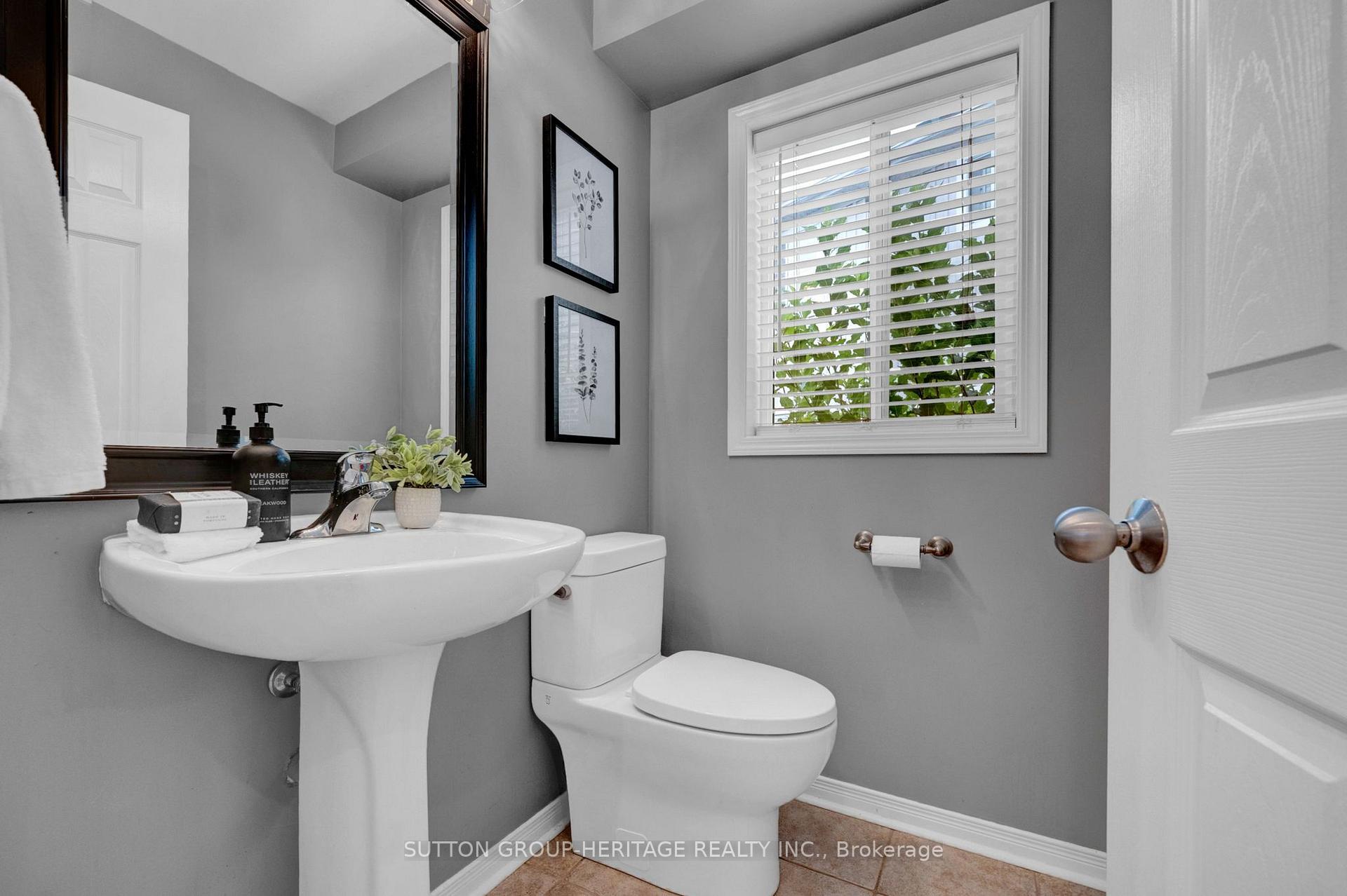 Photo 25 of 1318 Meath Drive, Oshawa, Pinecrest — HOMEH