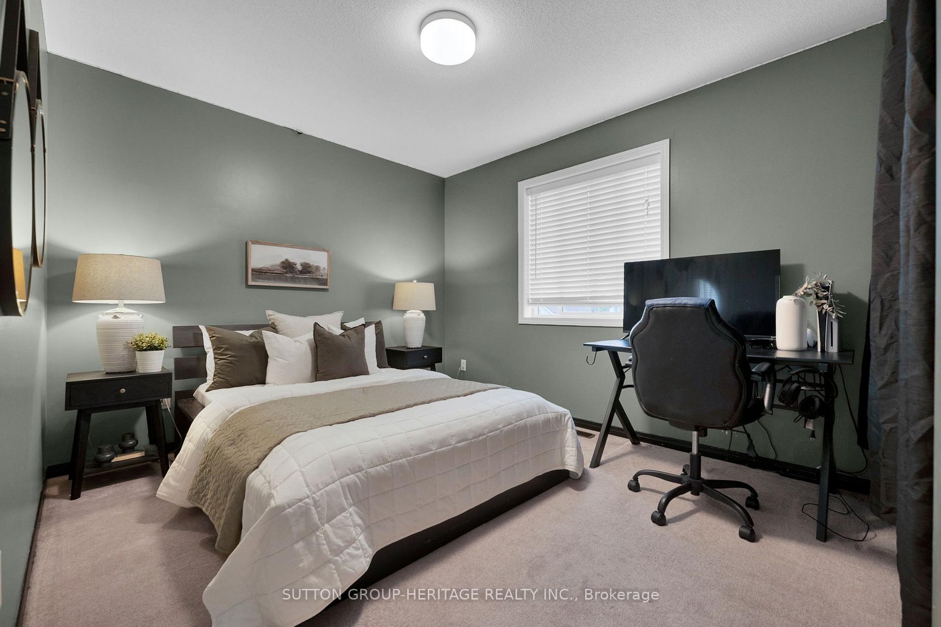 Photo 30 of 1318 Meath Drive, Oshawa, Pinecrest — HOMEH