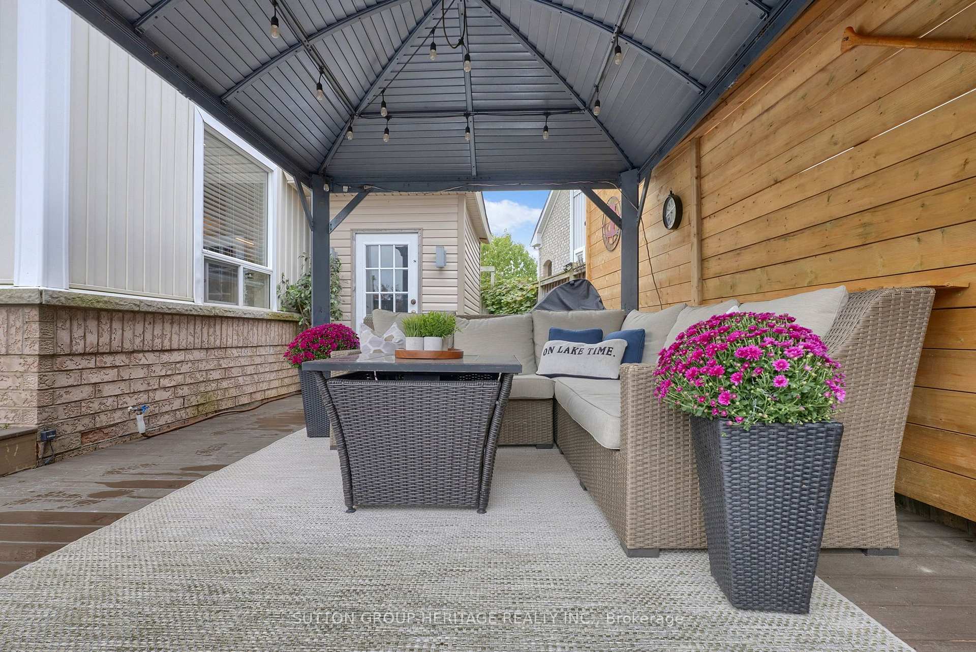 Photo 47 of 1318 Meath Drive, Oshawa, Pinecrest — HOMEH