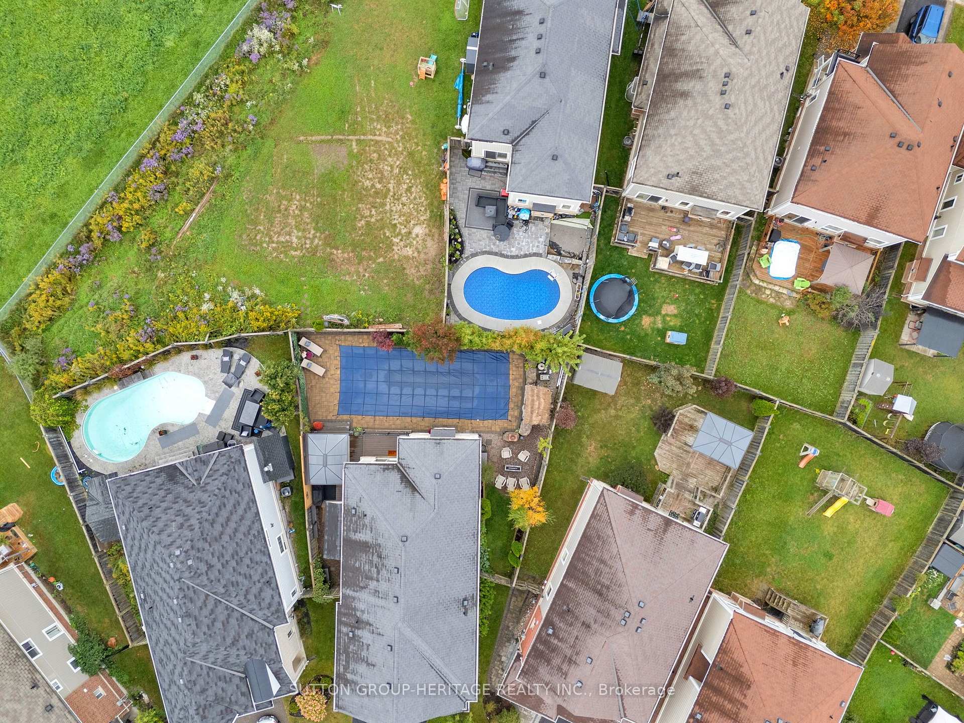 Photo 54 of 1318 Meath Drive, Oshawa, Pinecrest — HOMEH
