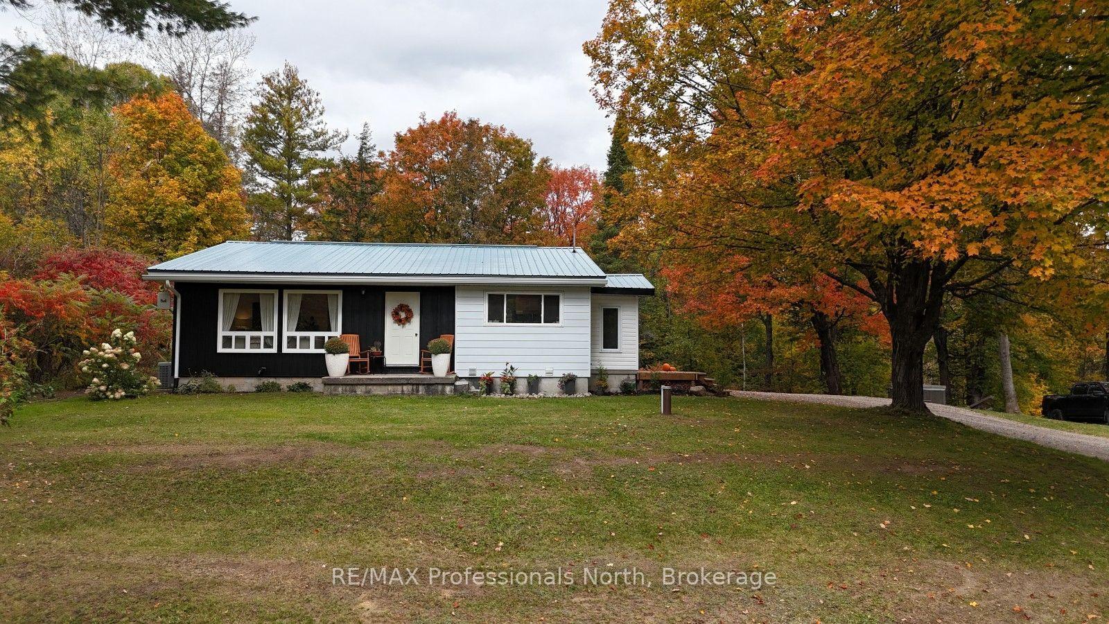 Photo 7 of 10417 County Road 503, Highlands East, Glamorgan — HOMEH
