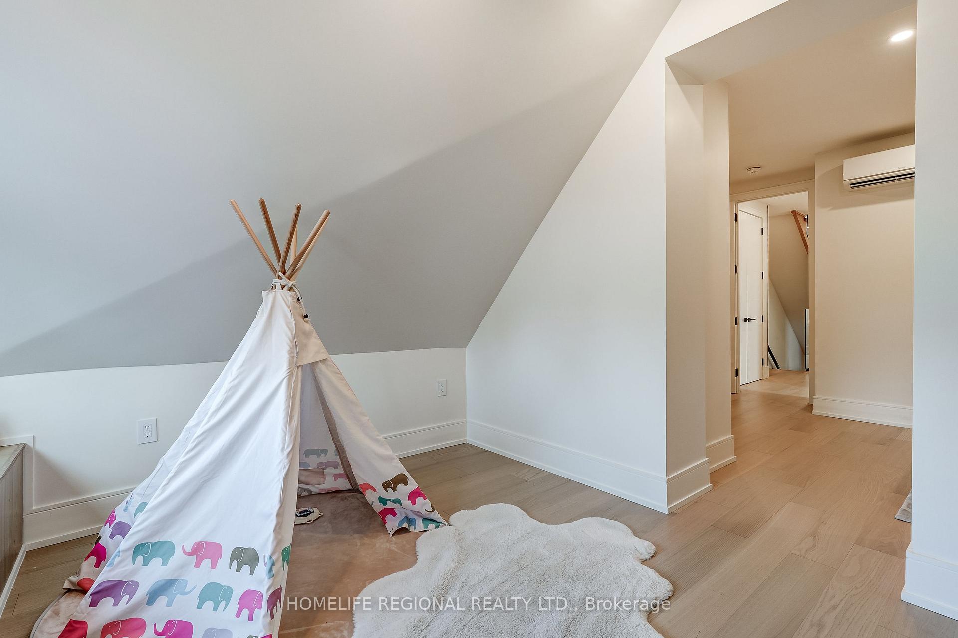 Photo 17 of 12 Macdonell Avenue, Toronto, Roncesvalles — HOMEH
