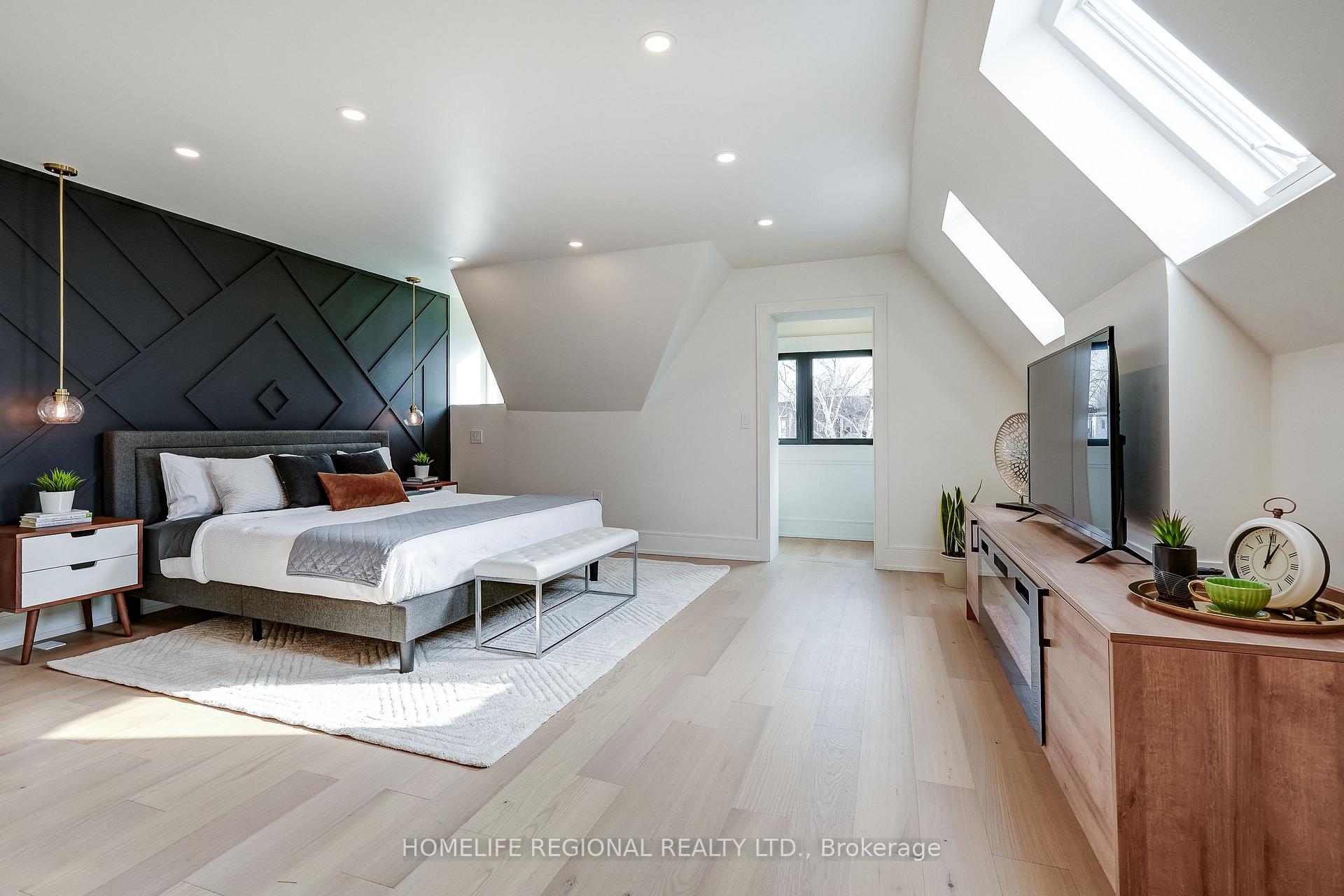 Photo 28 of 12 Macdonell Avenue, Toronto, Roncesvalles — HOMEH