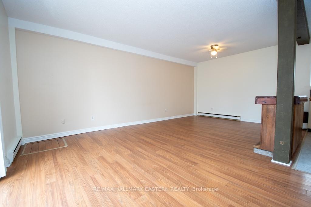 Photo 18 of 11 Argyle Street, Peterborough, Northcrest Ward 5 — HOMEH