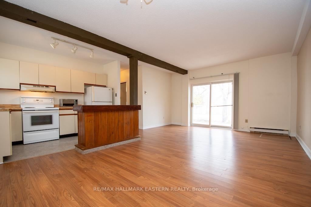 Photo 21 of 11 Argyle Street, Peterborough, Northcrest Ward 5 — HOMEH