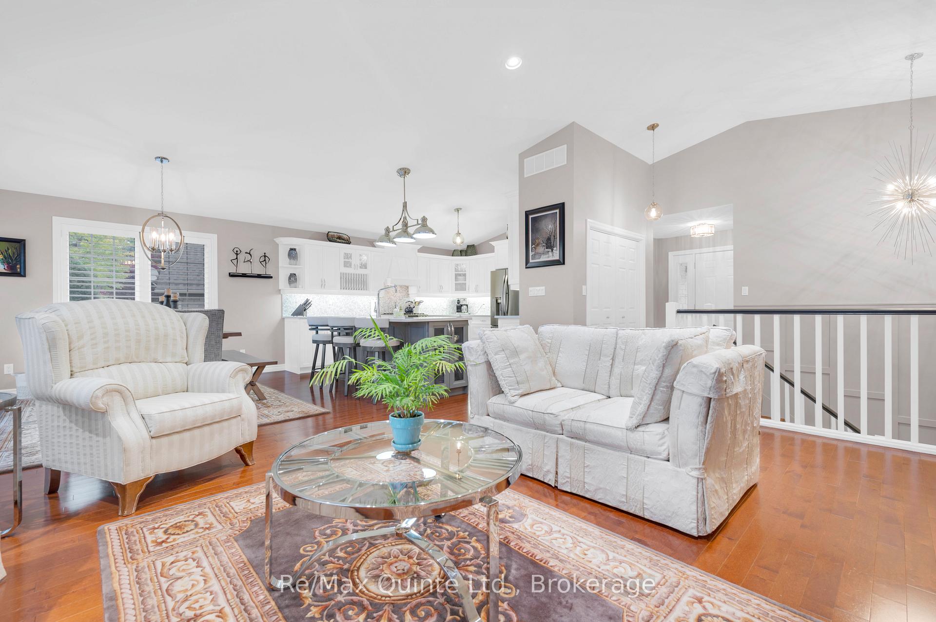 Photo 15 of 5 Hickory Court, Brighton — HOMEH