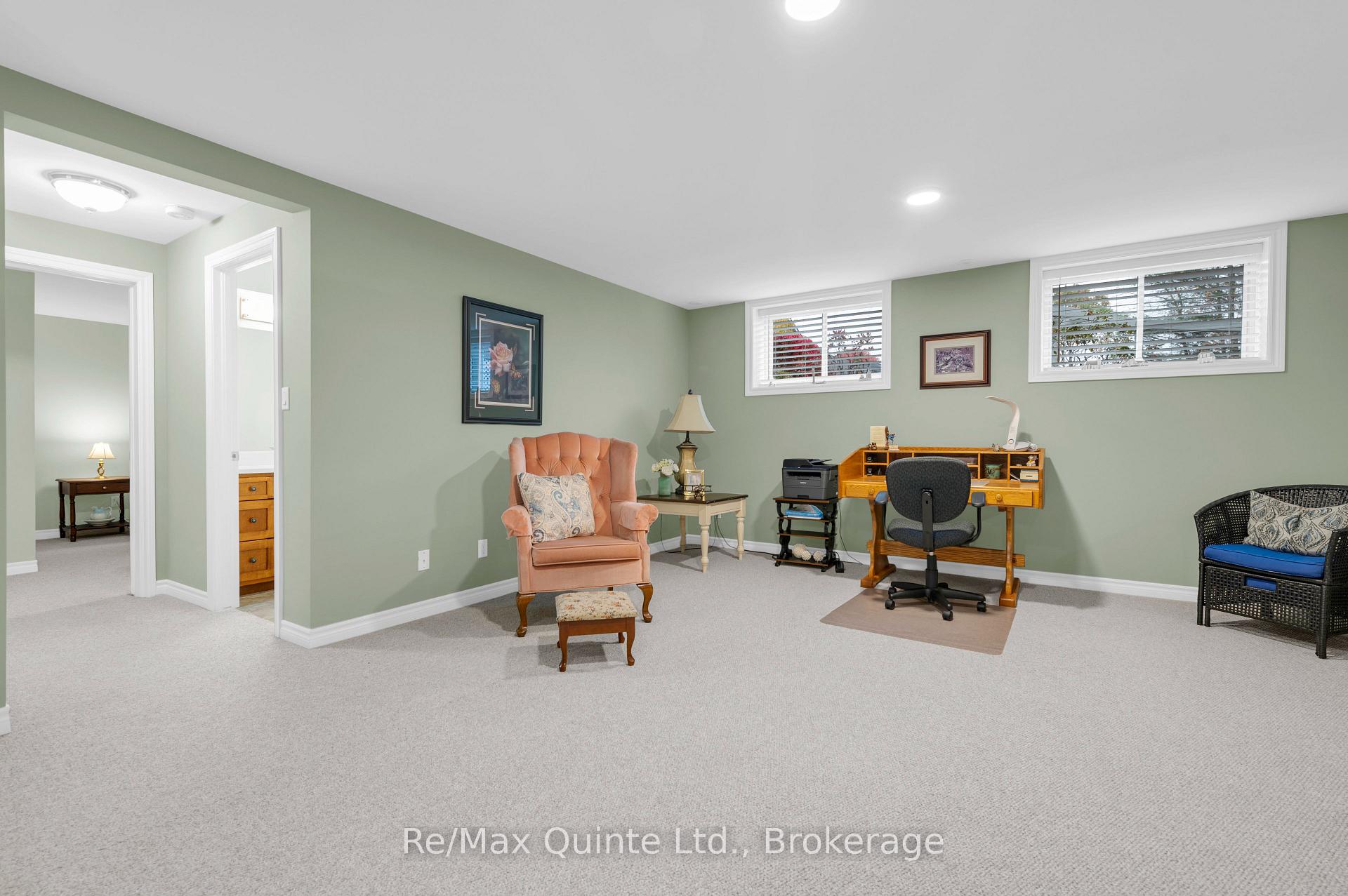 Photo 26 of 5 Hickory Court, Brighton — HOMEH