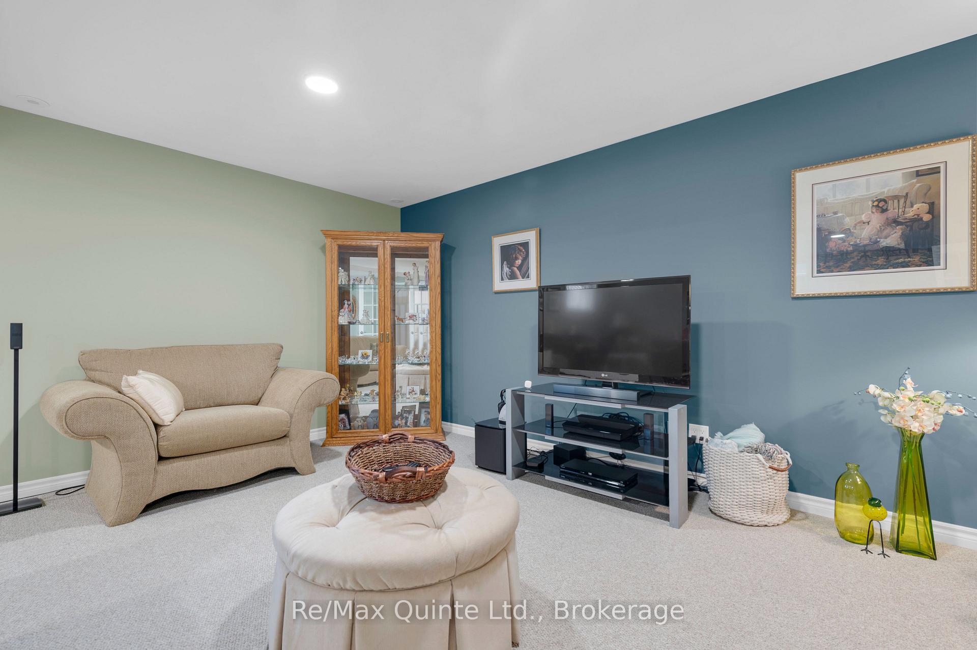 Photo 28 of 5 Hickory Court, Brighton — HOMEH