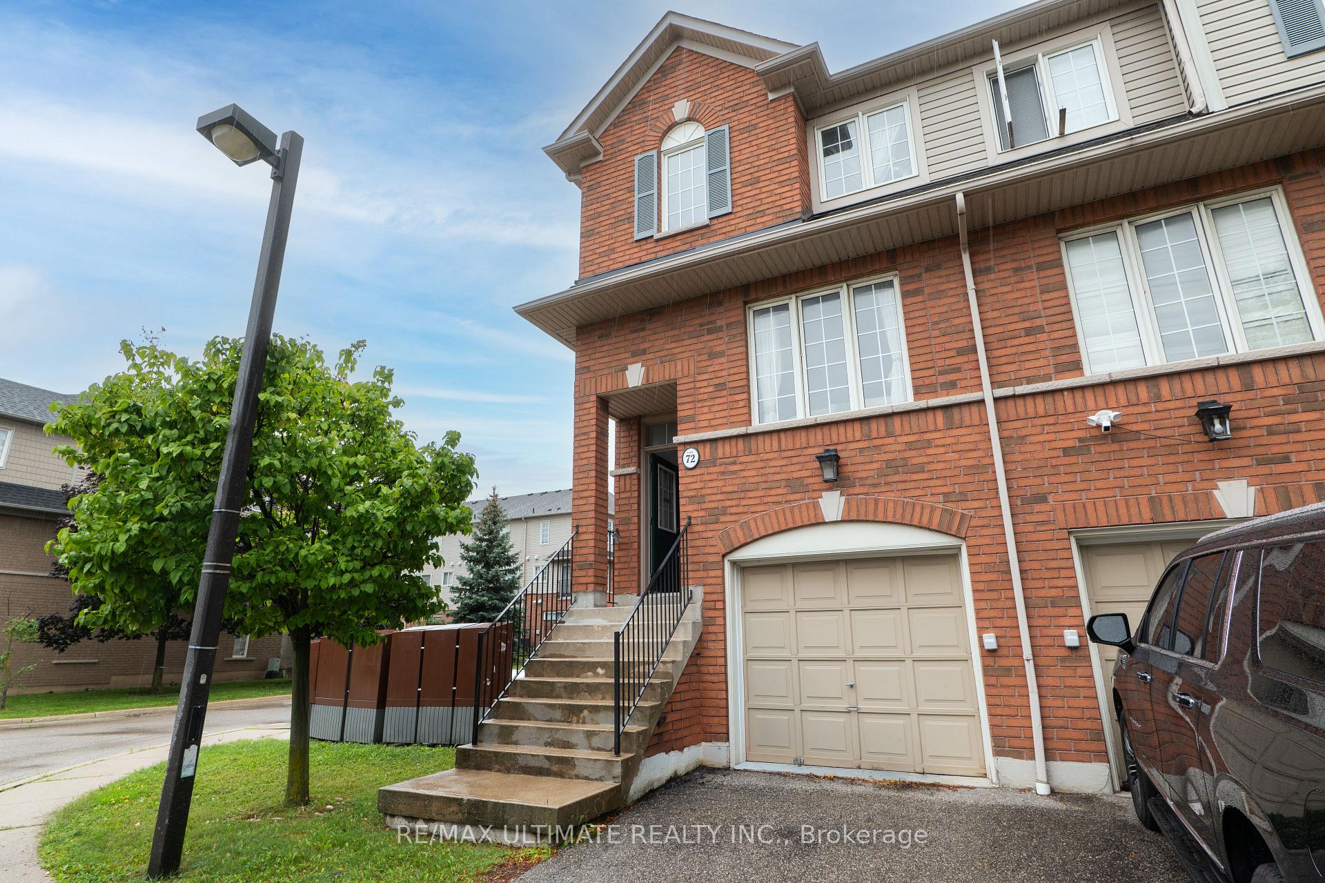 Photo of Unit 72, 4950 Albina Way