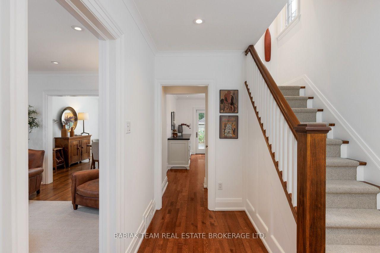 Photo 5 of 15 Bridgeview Road, Toronto, Lambton Baby Point — HOMEH