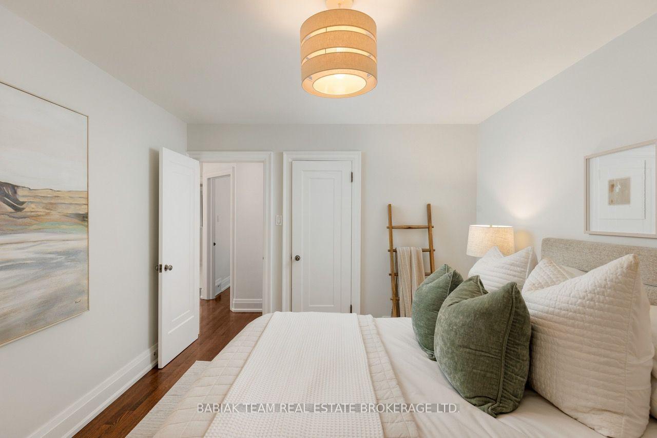 Photo 20 of 15 Bridgeview Road, Toronto, Lambton Baby Point — HOMEH