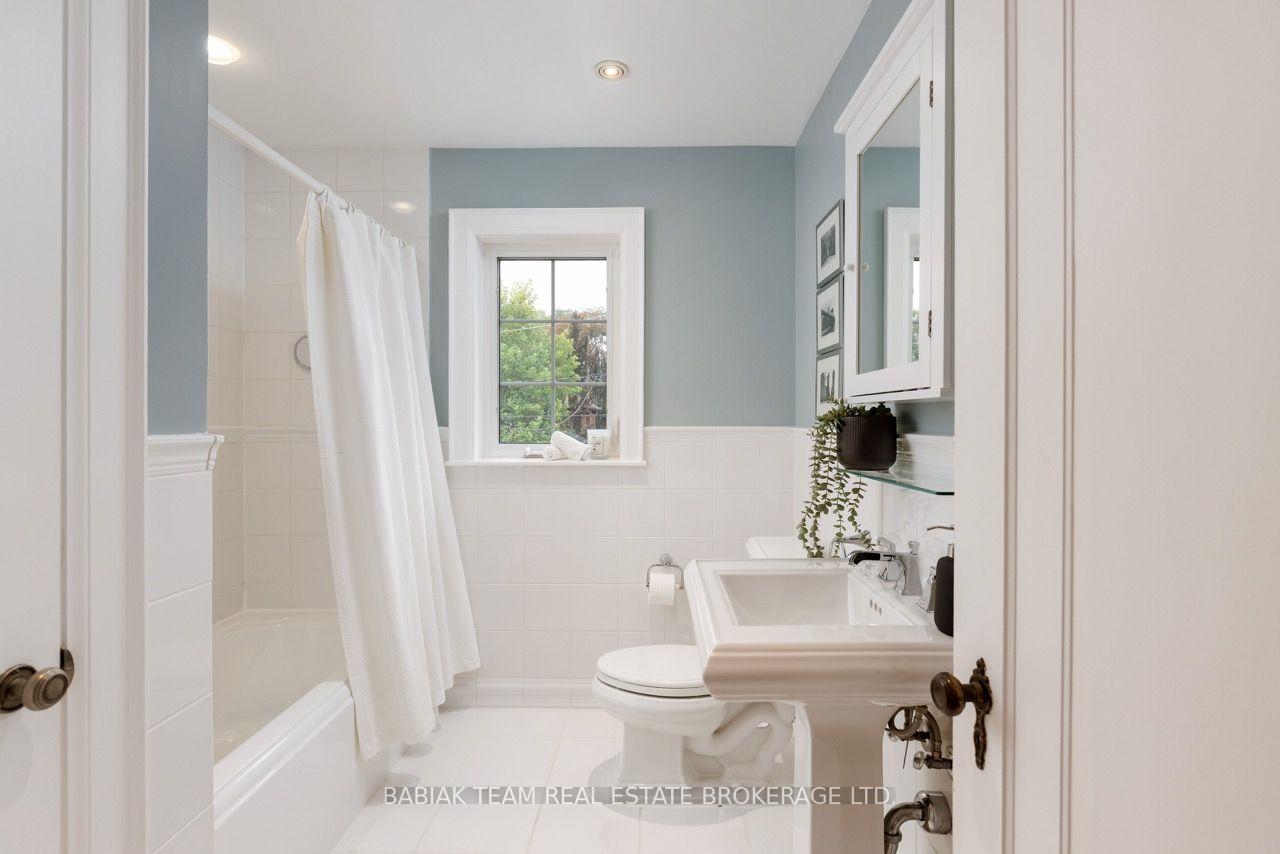 Photo 27 of 15 Bridgeview Road, Toronto, Lambton Baby Point — HOMEH
