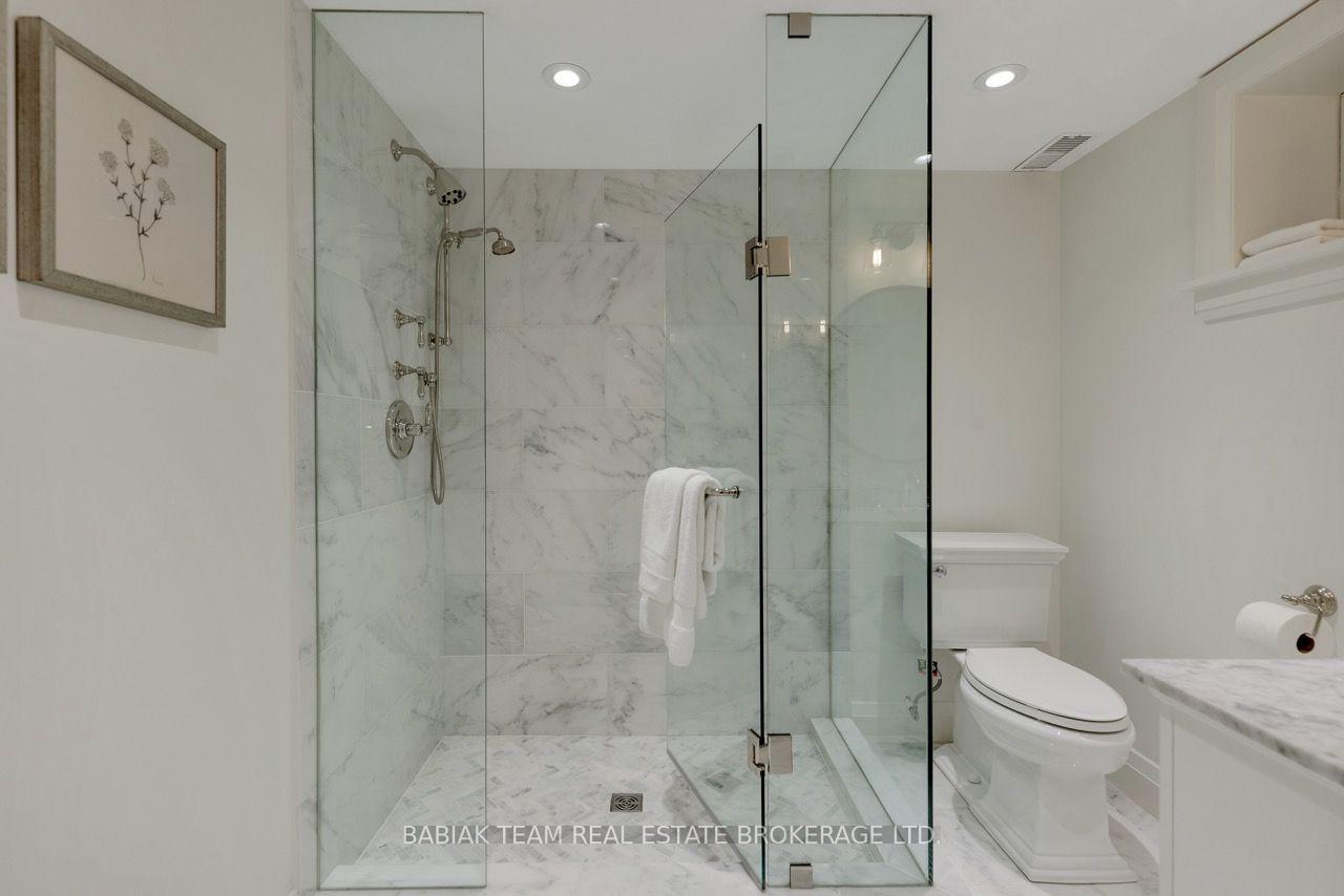Photo 37 of 15 Bridgeview Road, Toronto, Lambton Baby Point — HOMEH