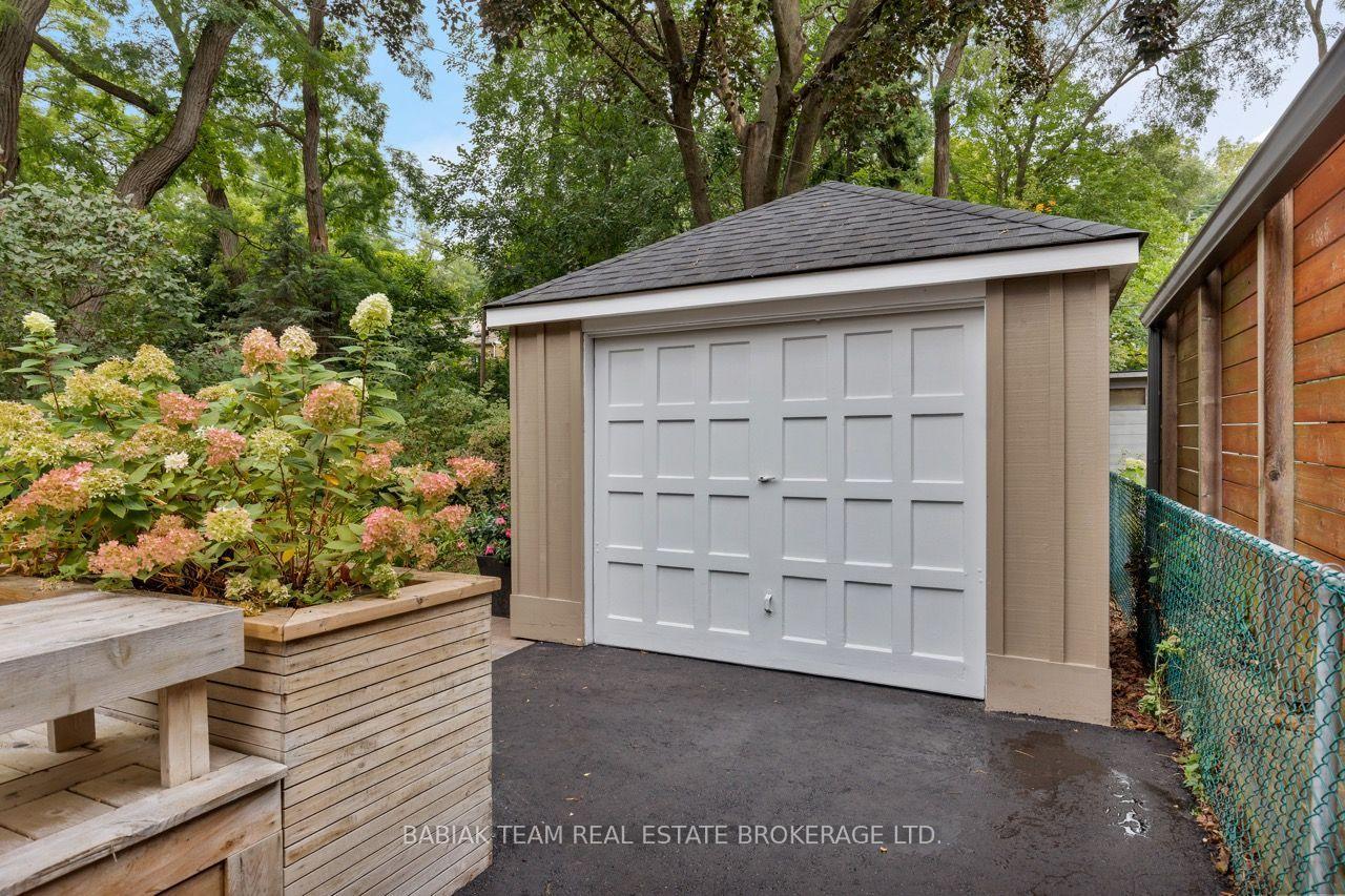 Photo 44 of 15 Bridgeview Road, Toronto, Lambton Baby Point — HOMEH