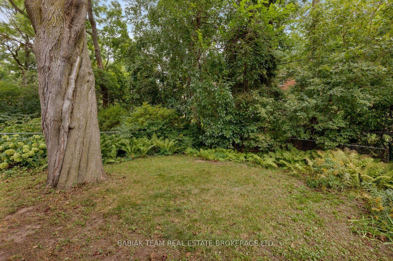 Photo 46 of 15 Bridgeview Road, Toronto, Lambton Baby Point — HOMEH