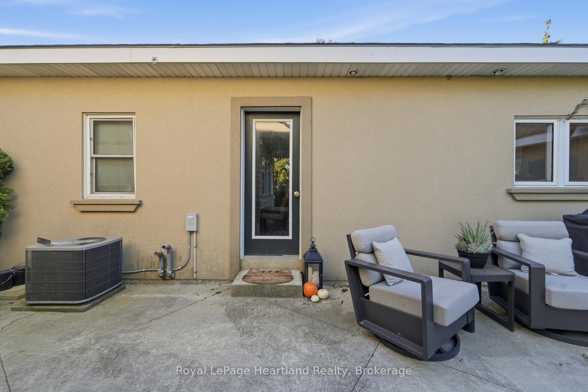Photo 28 of 129 Bayfield Road, Goderich, Goderich (Town) — HOMEH