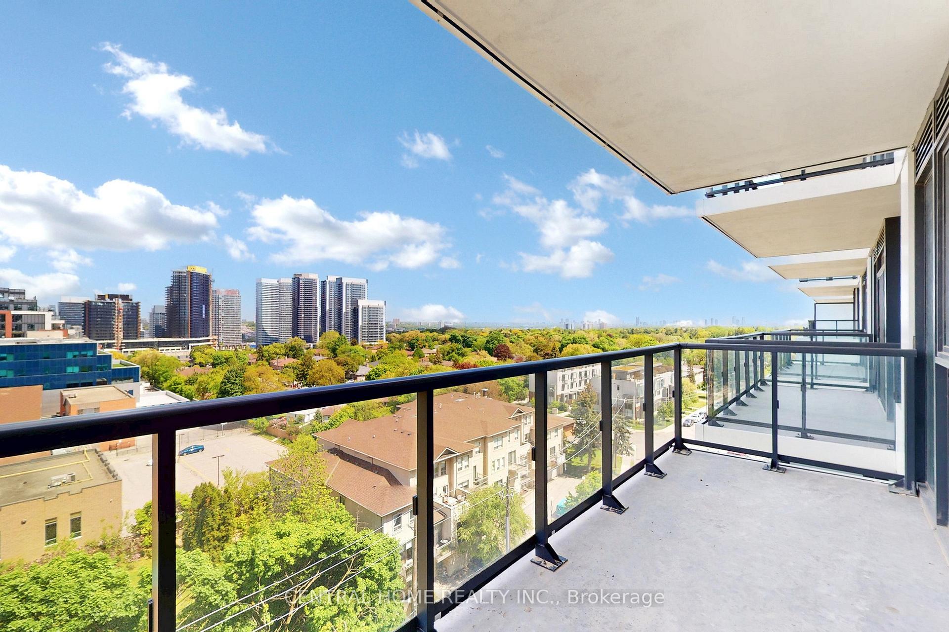 Photo 12 of Unit 917, 6 Greenbriar Road, North York, Bayview Village — HOMEH