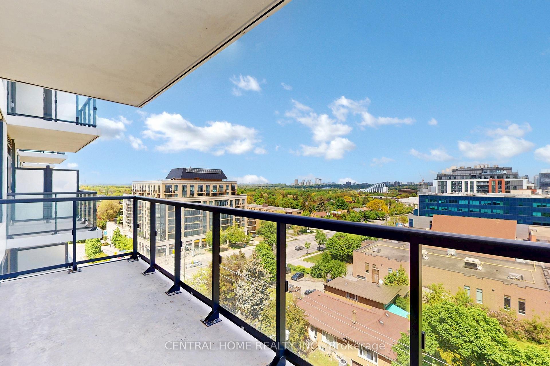 Photo 13 of Unit 917, 6 Greenbriar Road, North York, Bayview Village — HOMEH