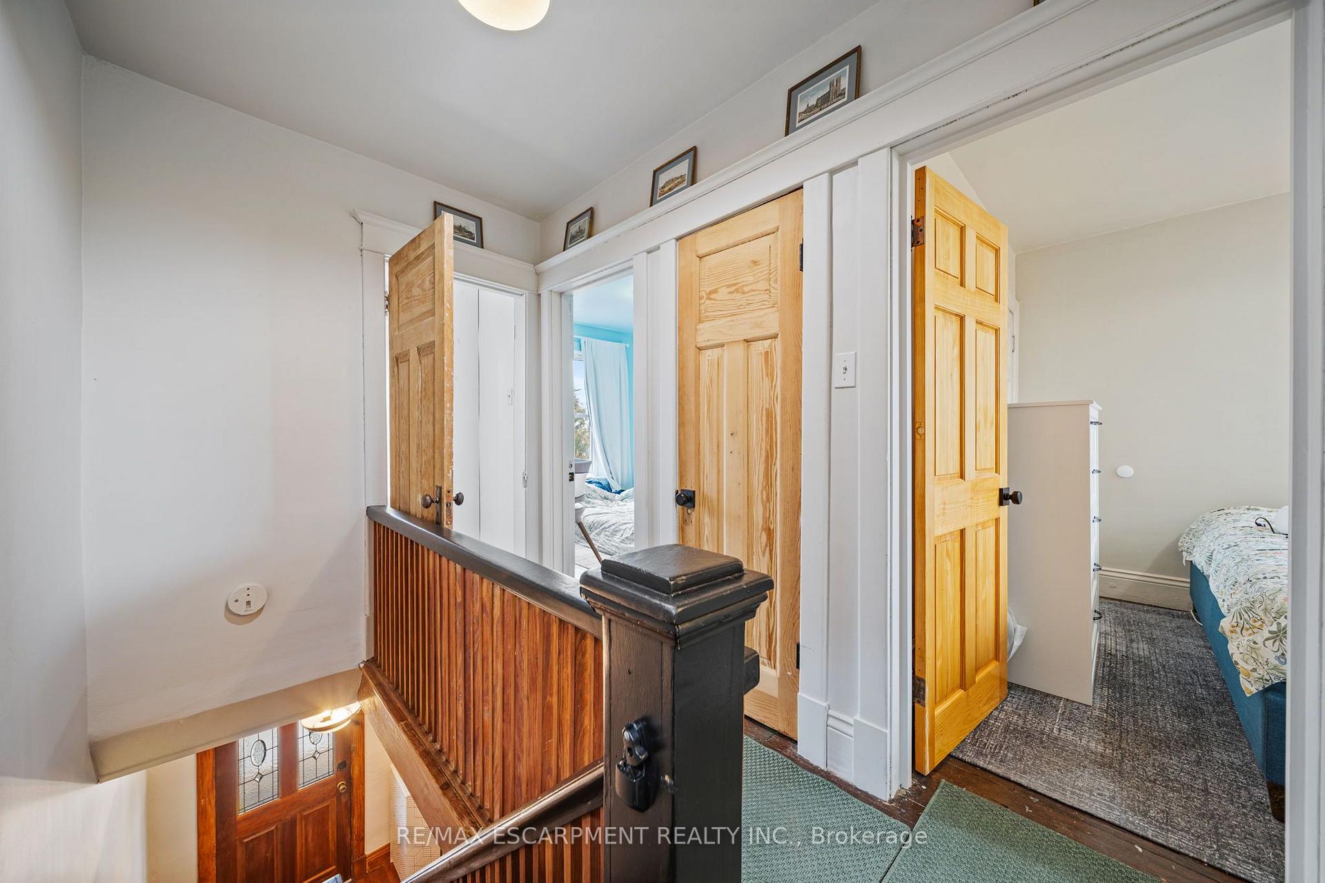 Photo 19 of 24 Belview Avenue, Hamilton, Crown Point — HOMEH