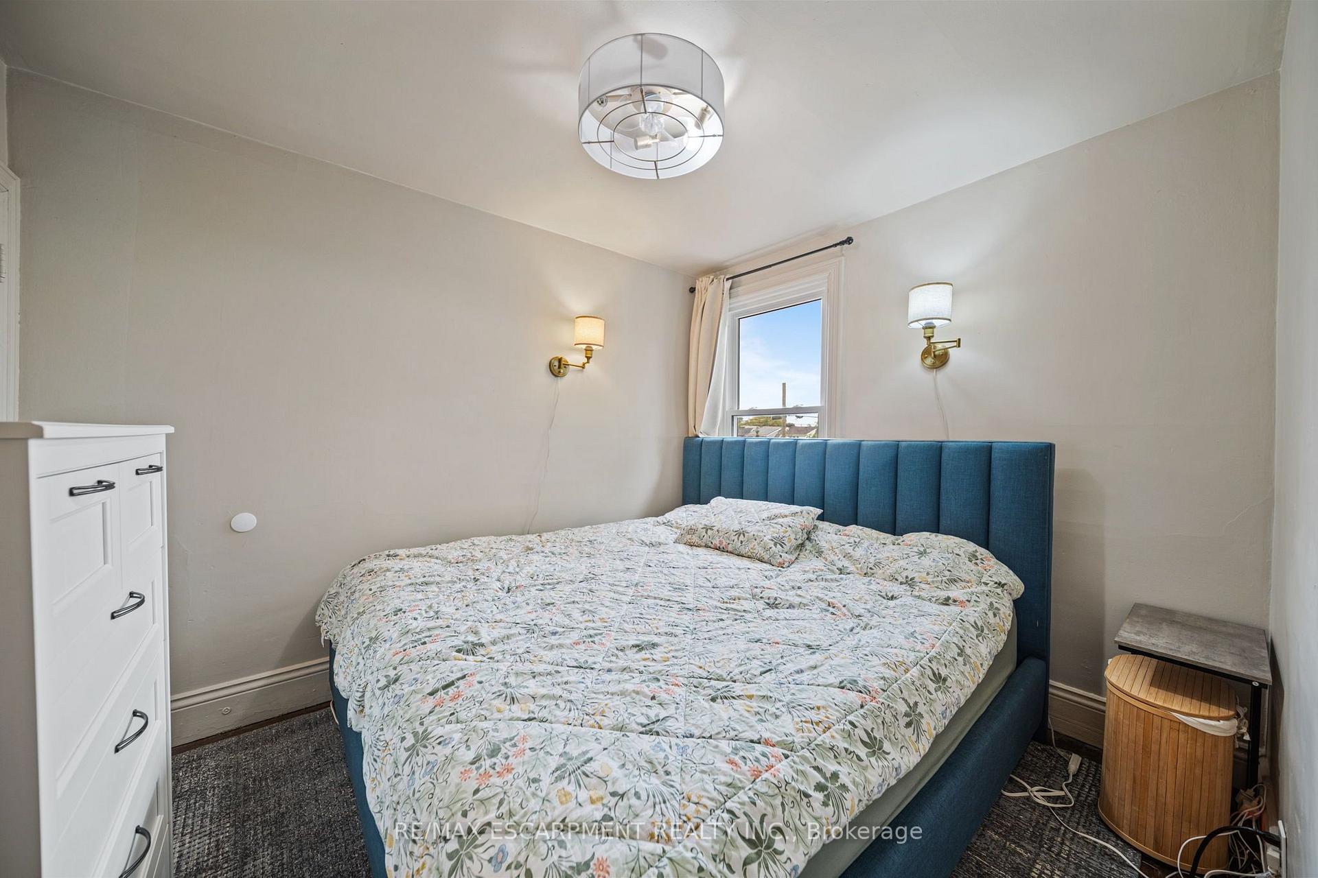 Photo 22 of 24 Belview Avenue, Hamilton, Crown Point — HOMEH