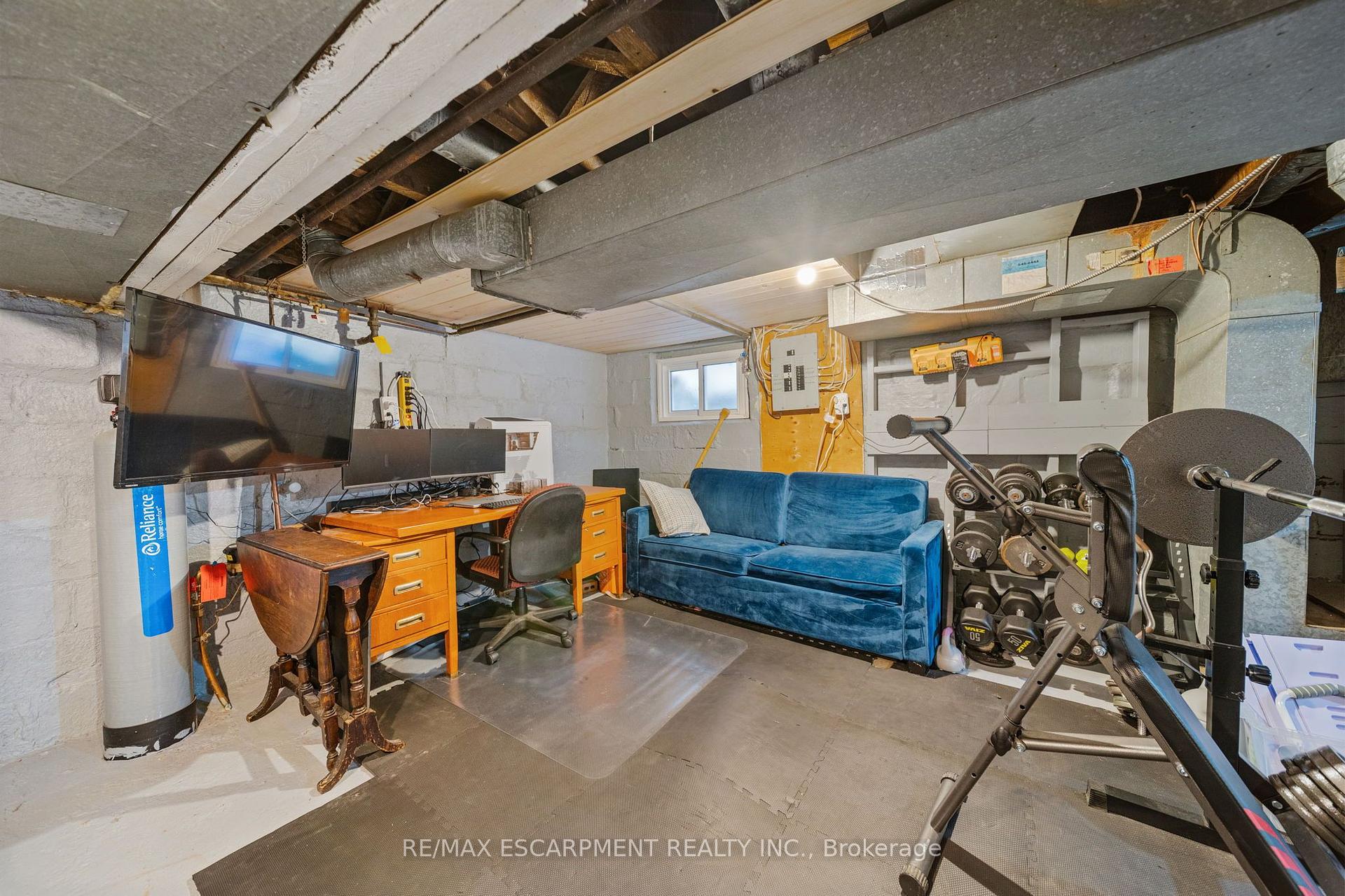 Photo 29 of 24 Belview Avenue, Hamilton, Crown Point — HOMEH