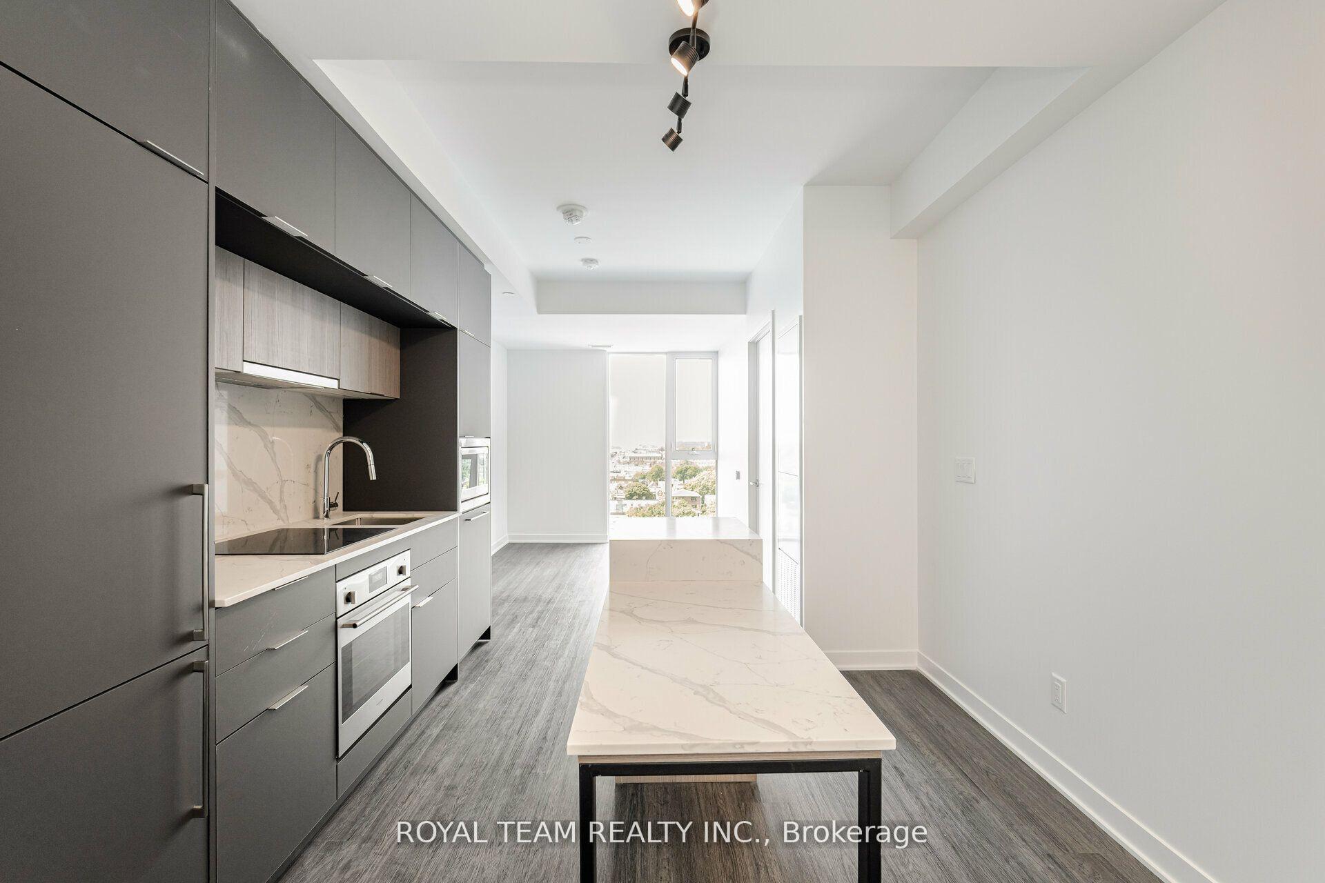 Photo 12 of Unit 1107, 185 Alberta Avenue, Toronto, Oakwood Village — HOMEH