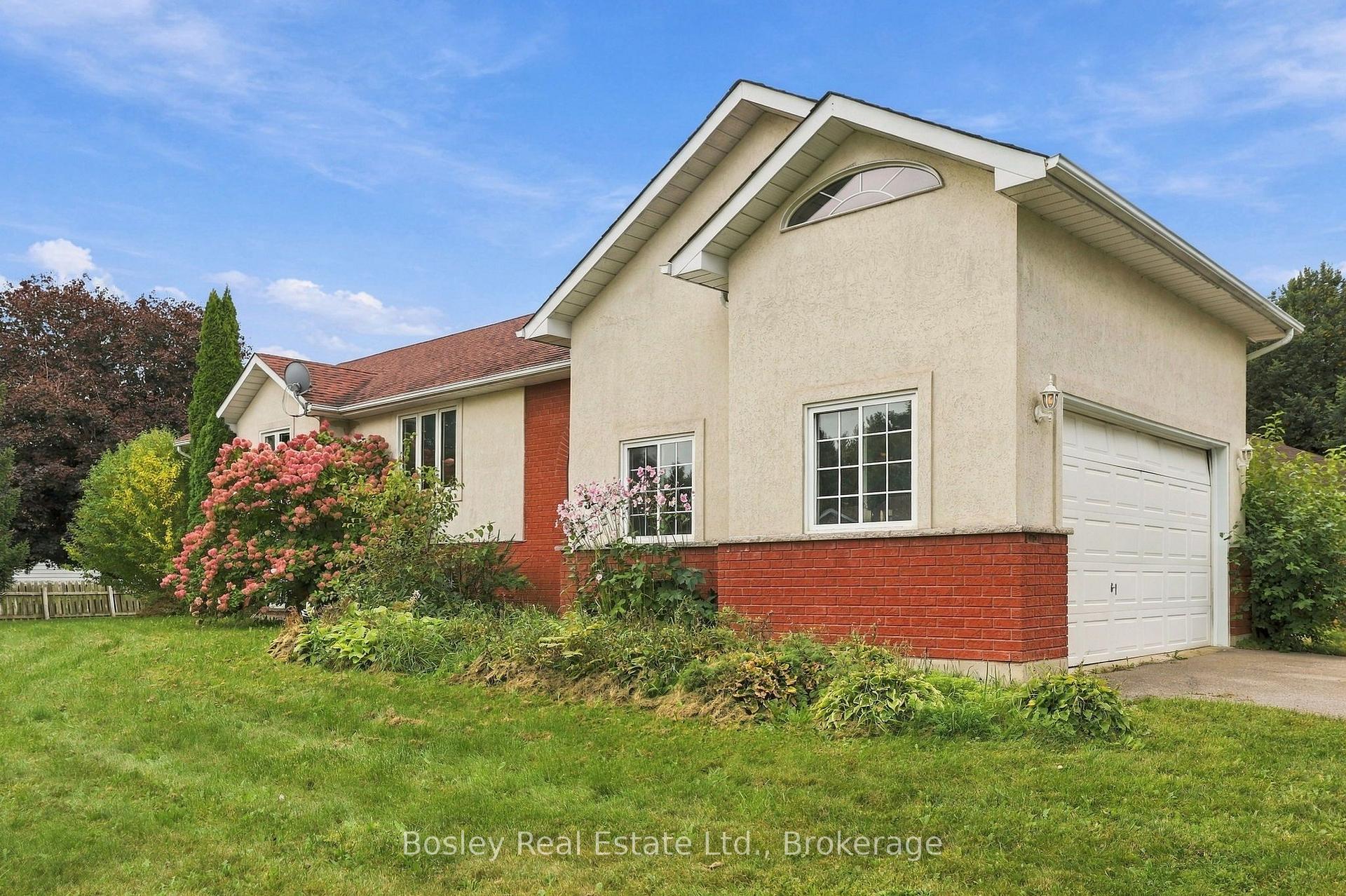 Photo 1 of 3 Shirley Court, Blue Mountains — HOMEH