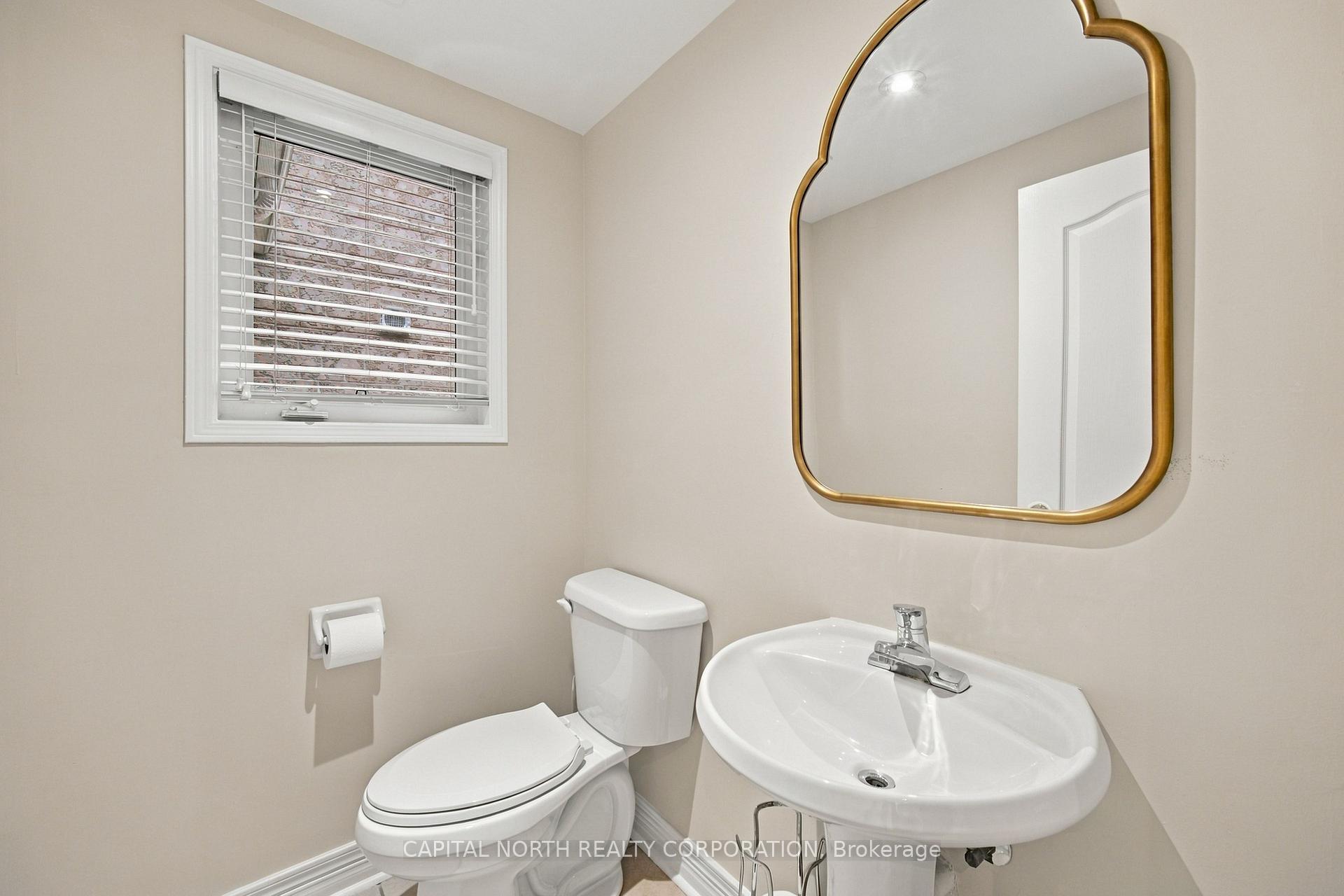 Photo 18 of 21 Walkview Crescent, Richmond Hill, Oak Ridges — HOMEH